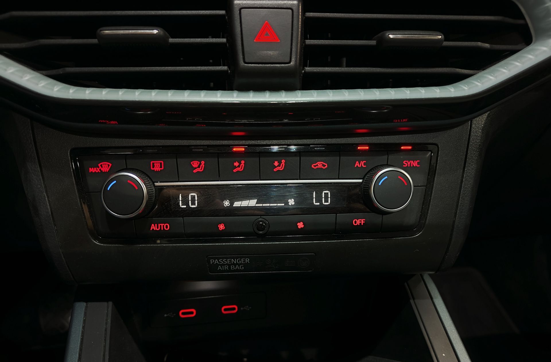 SEAT Arona 1.0 TSI Xperience Plus - foto 30