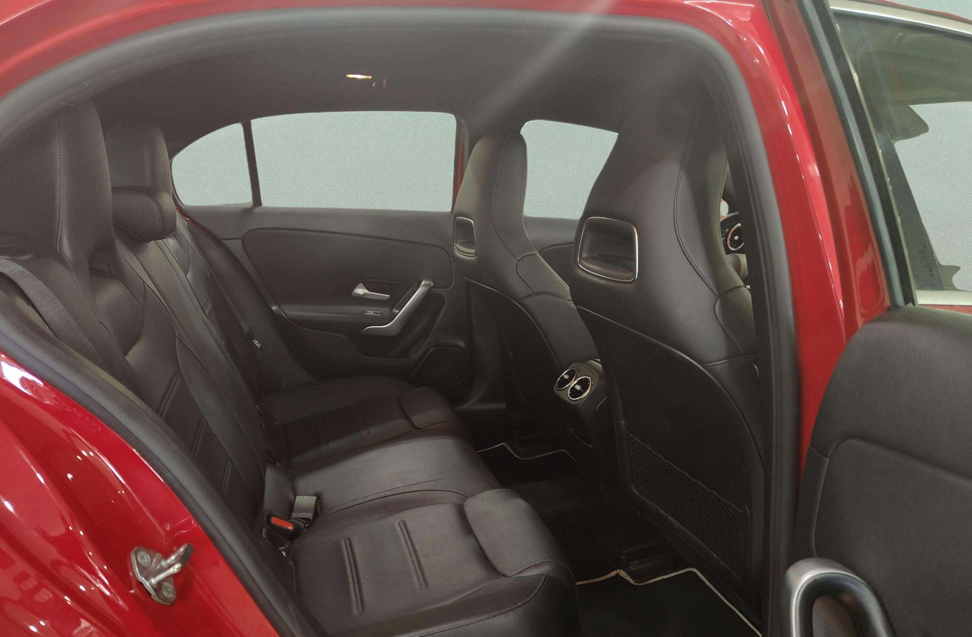 Mercedes-Benz Clase A 180 d - foto 18
