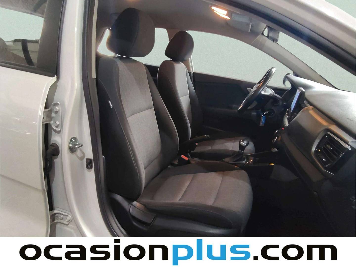 Foto KIA Stonic KIA Stonic 1.0 T-GDi Drive (100 CV) siete plazas