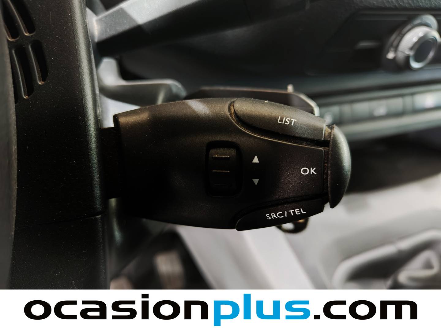 Equipamiento del Peugeot Expert Peugeot Expert Furgon BlueHDi 120 S&S Pro Standard (122 CV)