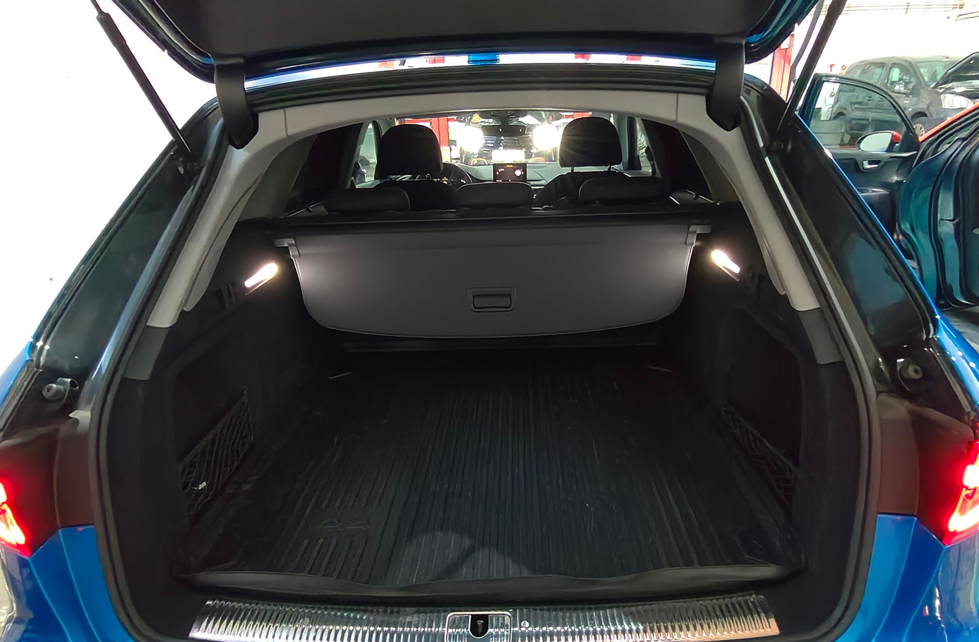 Audi A4 Avant 40 g-tron S-Tronic Pack S-Line - foto 20