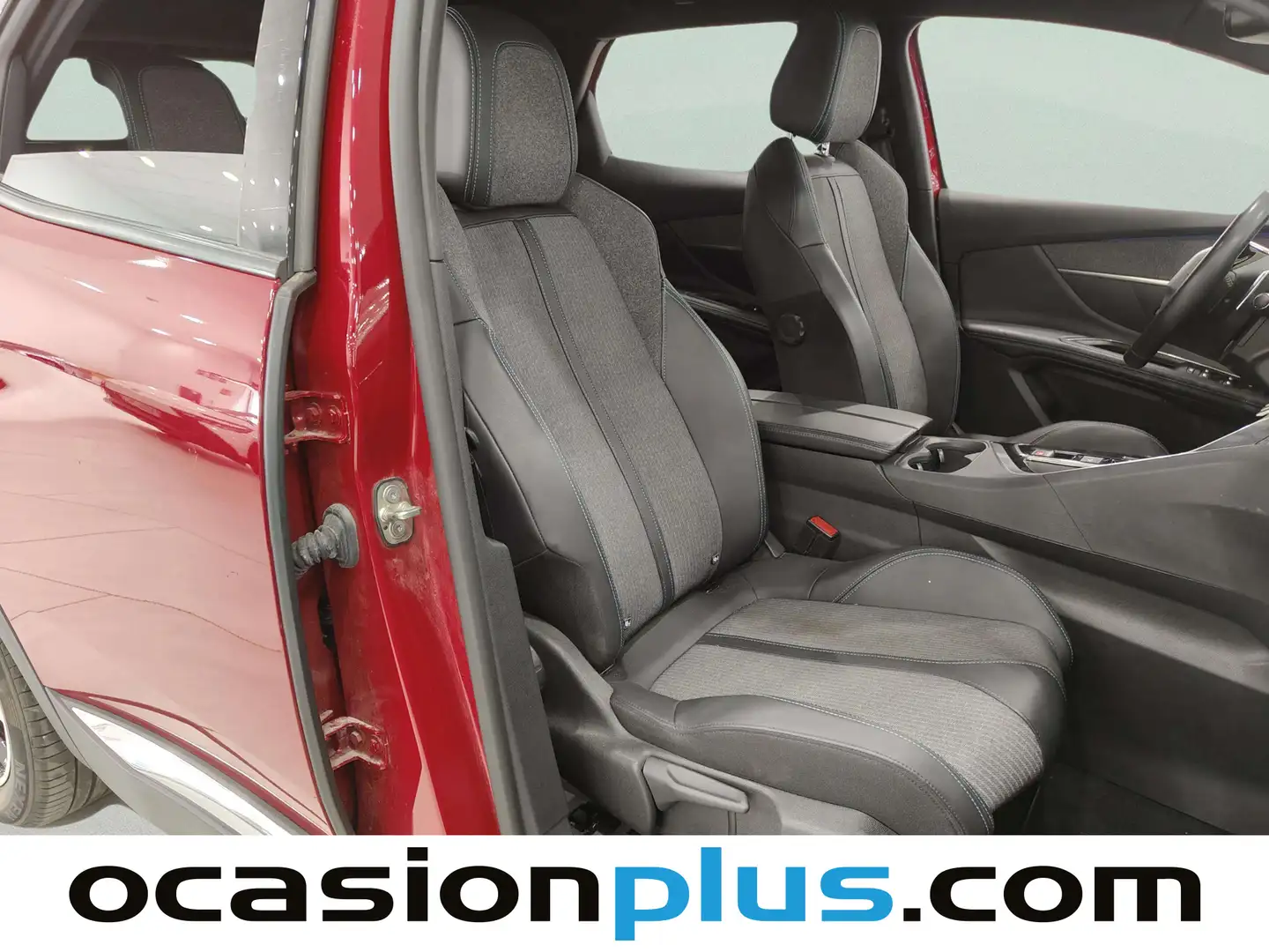 Foto Peugeot 3008 Hybrid Peugeot 3008 Hybrid 300 Allure Pack e-EAT8 (300 CV)