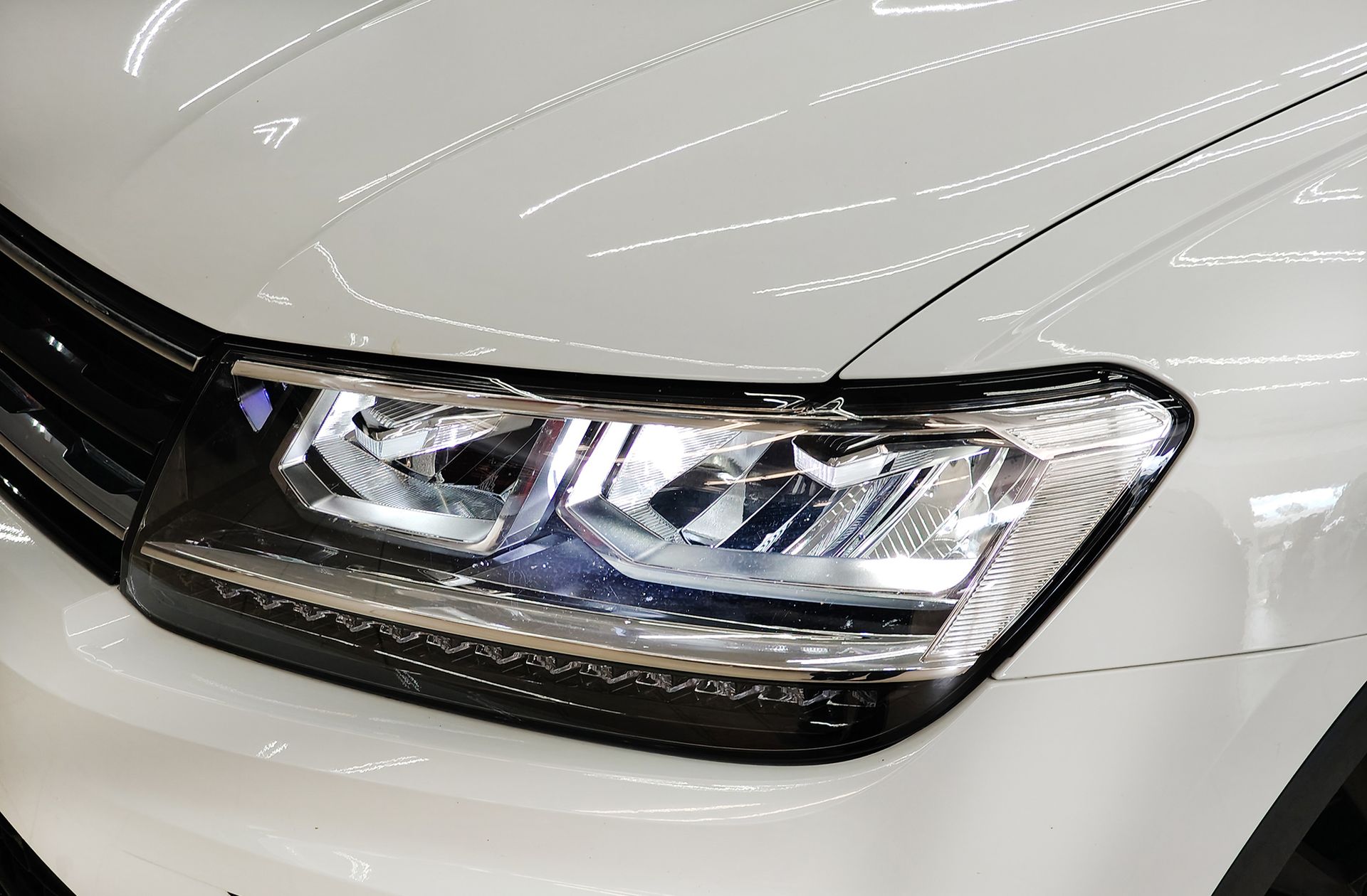 Volkswagen Tiguan Advance 1.5 TSI - foto 18