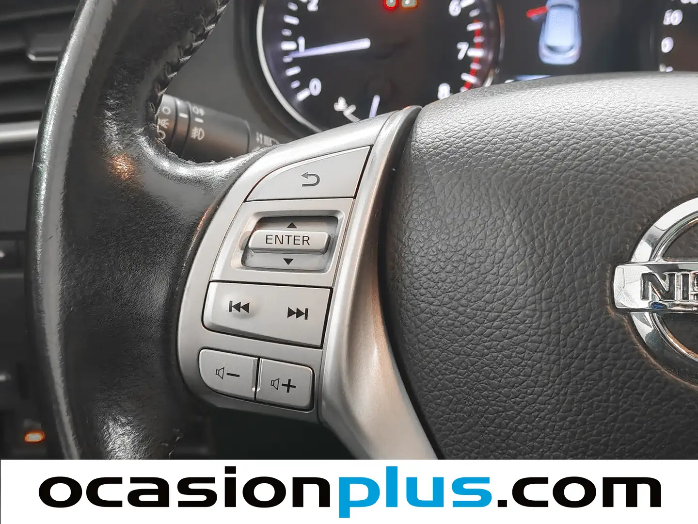 Foto Nissan QASHQAI Nissan Qashqai 1.2 DIG-T N-Connecta 4x2 XTronic (115 CV)