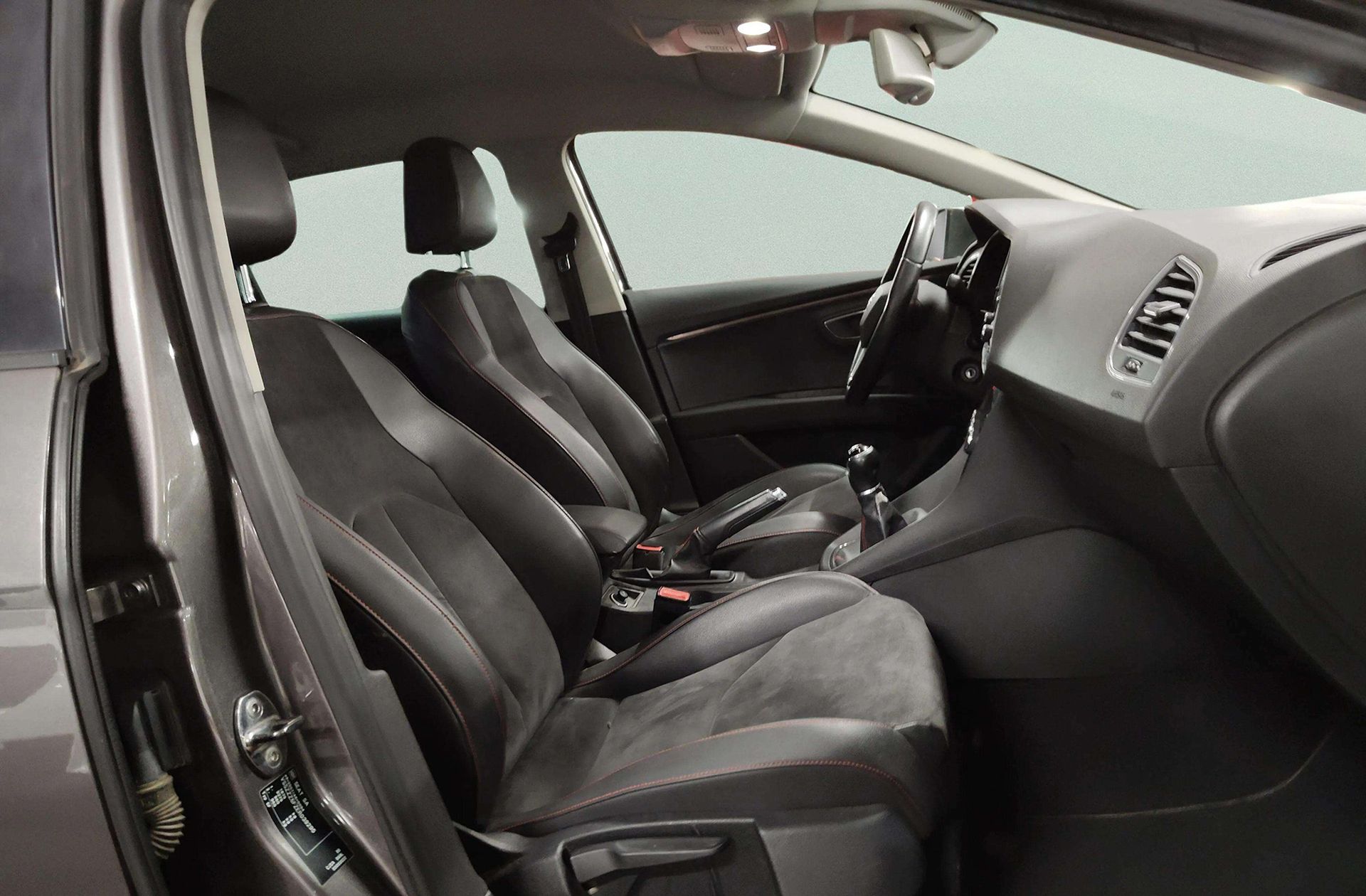 SEAT León ST 1.8 TSI FR - foto 19