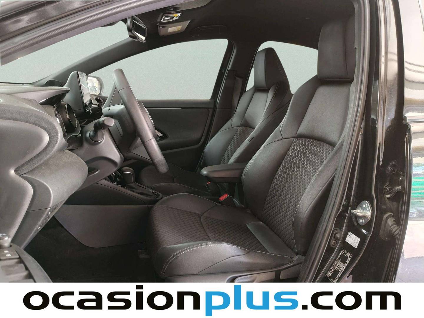 Foto asientos delanteros Toyota Yaris Toyota Yaris 120H Style (116 CV)