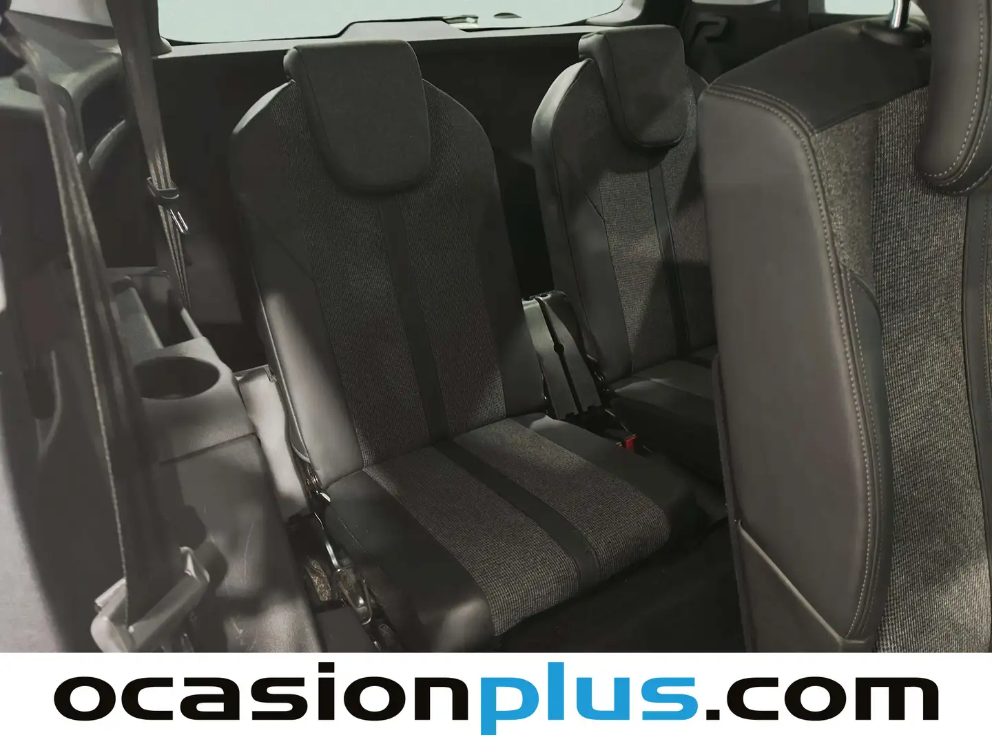 Foto Peugeot 5008 Peugeot 5008 Allure 1.2L PureTech (130CV) EAT8 7 plazas