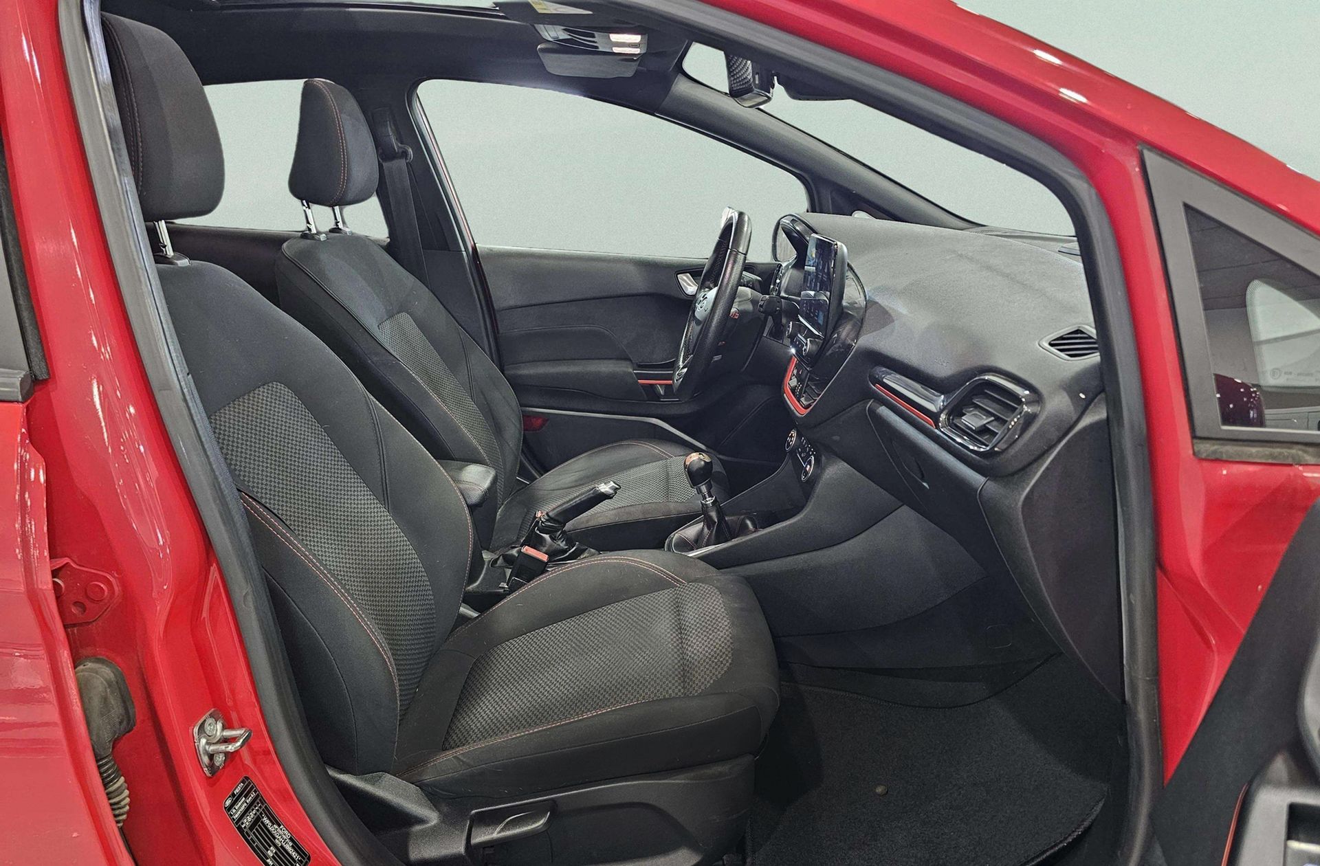 Ford Fiesta 1.0 EcoBoost ST-Line - foto 20