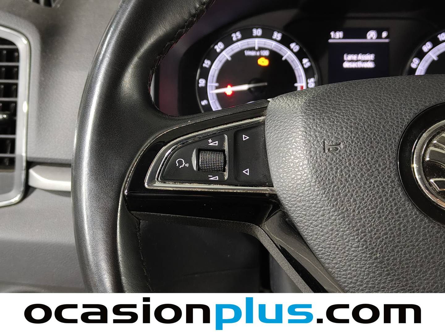 Foto Skoda Karoq Skoda Karoq 2.0 TDI Ambition 4X4 DSG (150 CV)