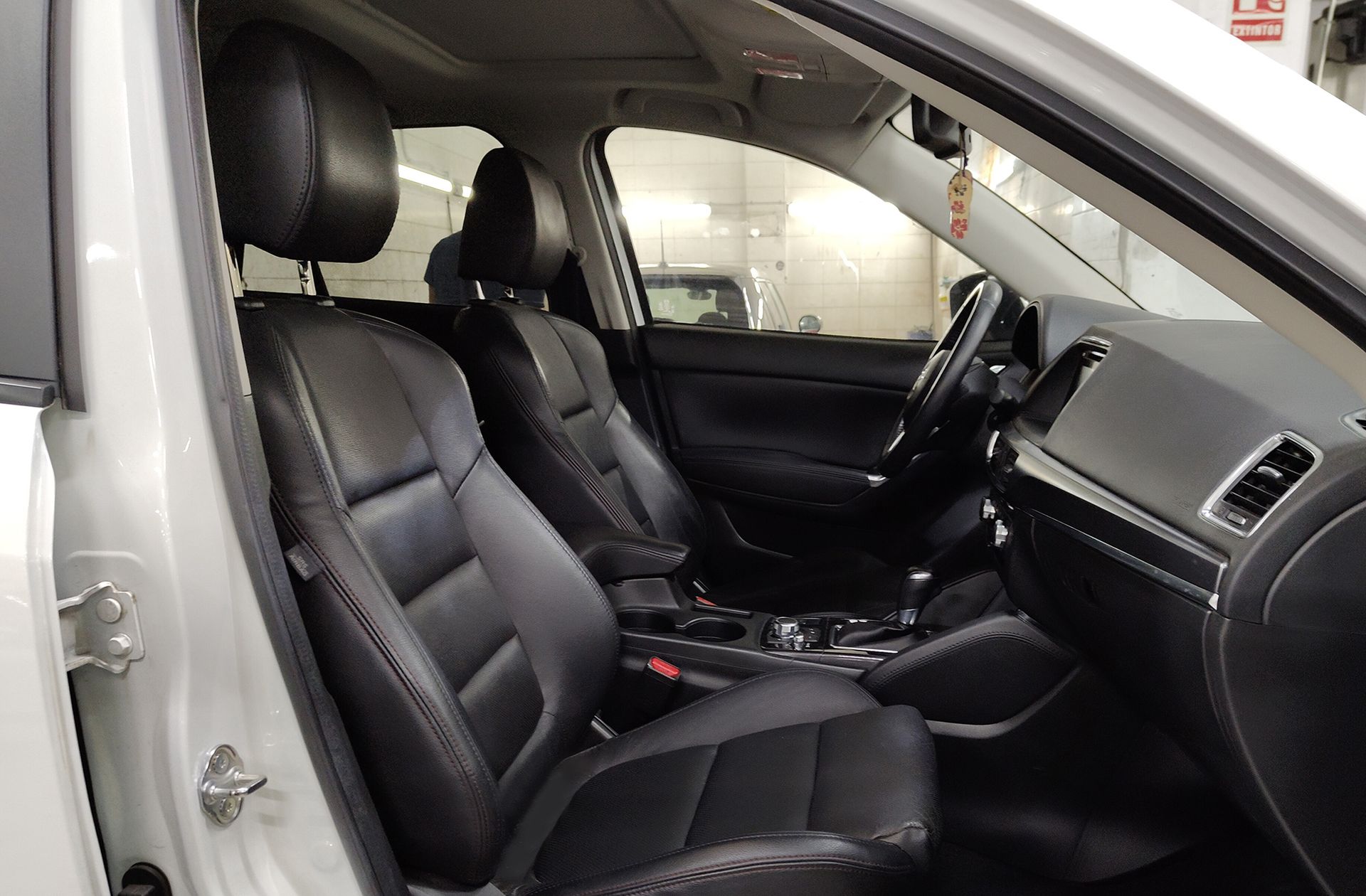 Mazda CX-5 2.5 Luxury Premium Travel SunRoof - foto 18