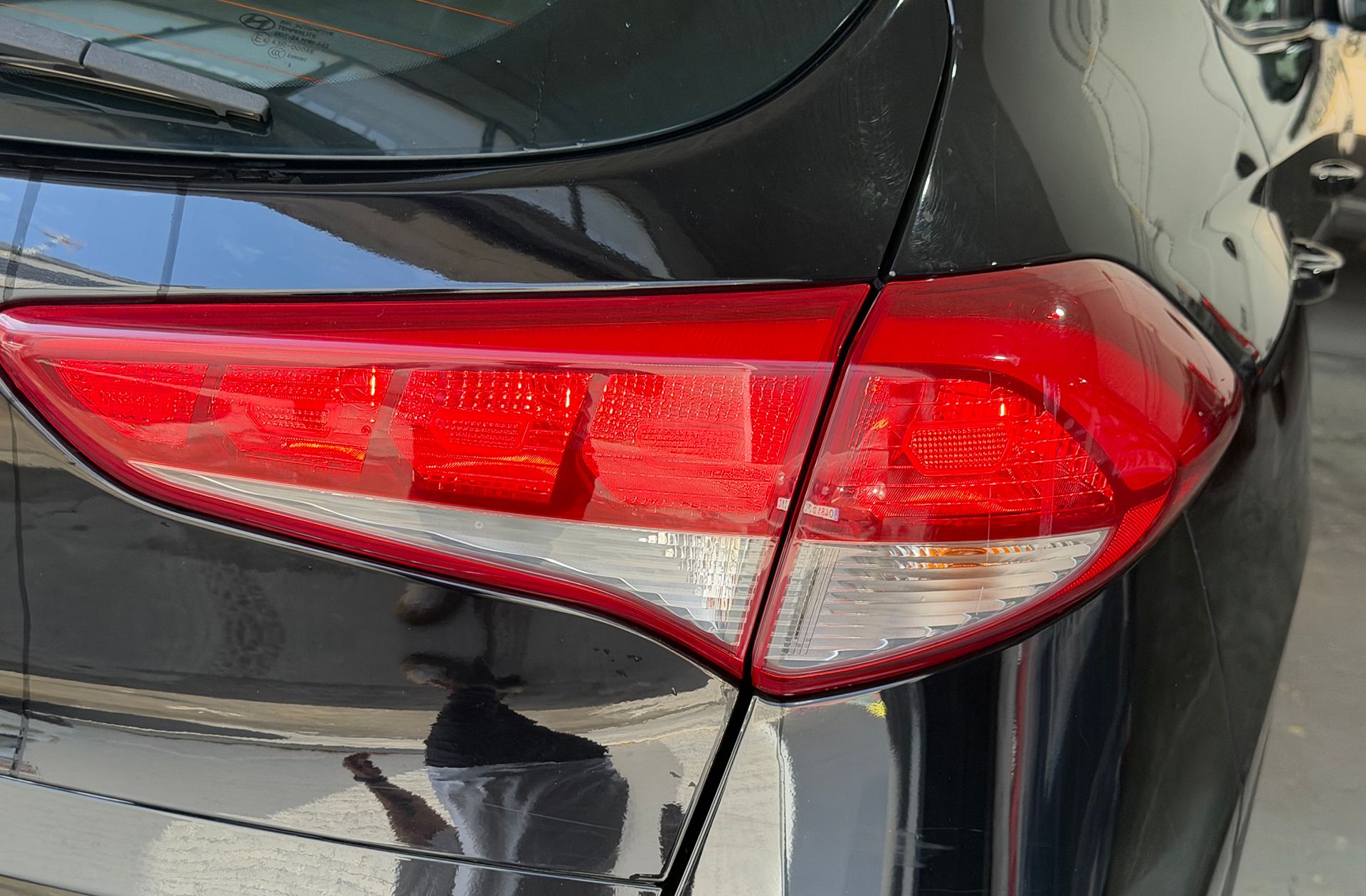 Hyundai Tucson 1.7 CRDi BlueDrive Essence 4x2 - foto 33