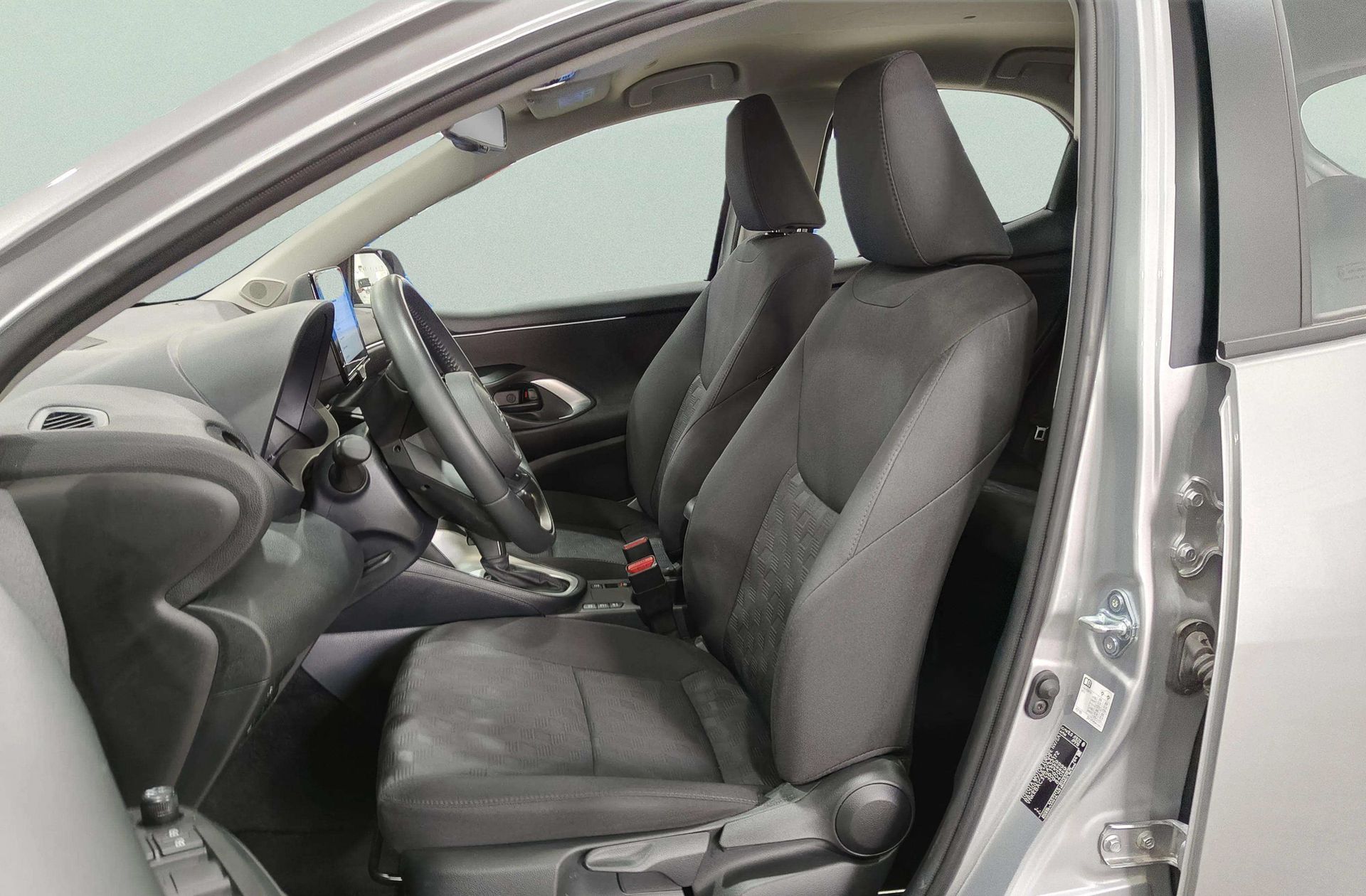 Toyota Yaris 120H Active Plus - foto 10