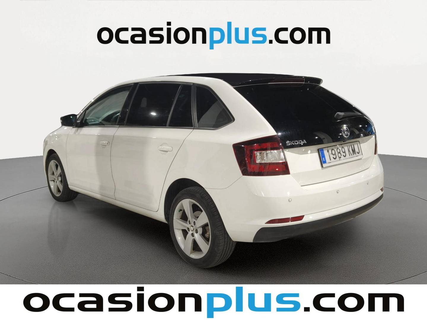 Foto trasera Skoda Spaceback Skoda Spaceback 1.0 TSI Like (95 CV) izquierda