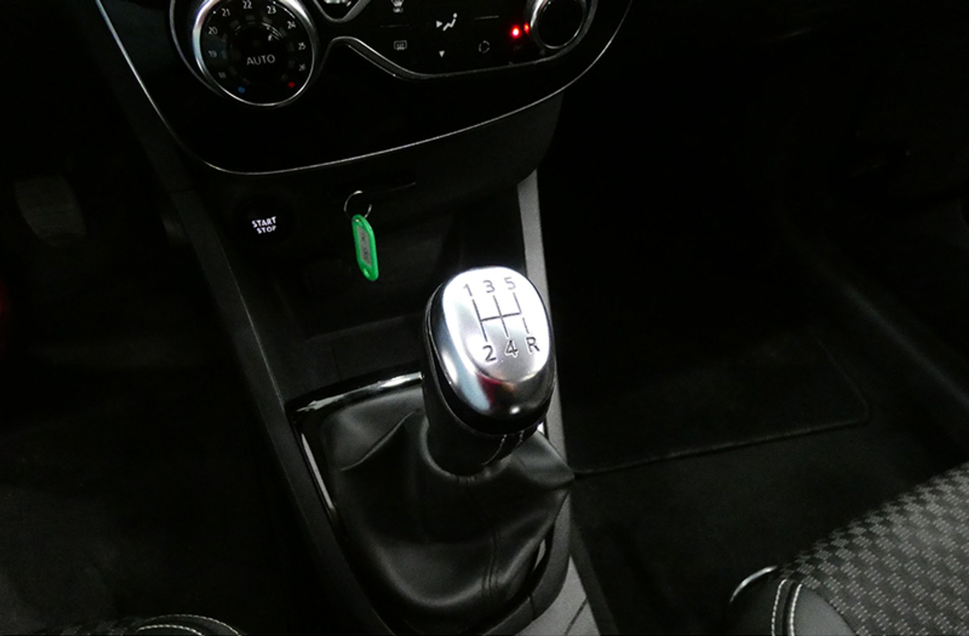 Renault Clio Zen Energy dCi - foto 5