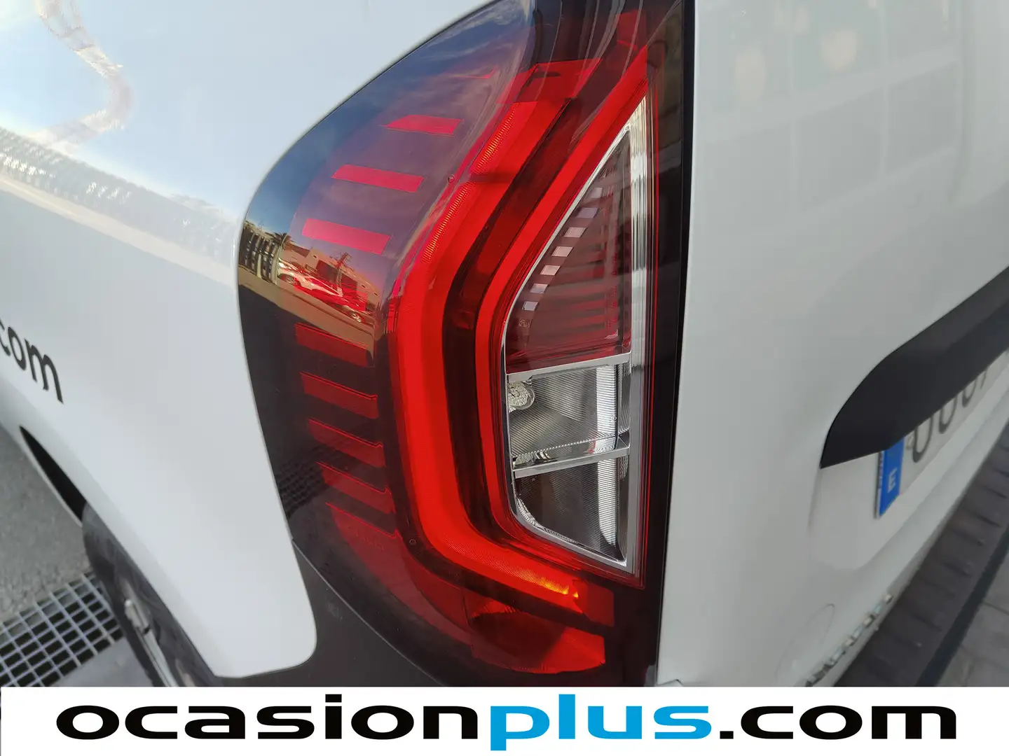 Foto Renault Kangoo Furgón Renault Kangoo Furgon Furgon Profesional Abrete Sesamo por Renault dCi (75 CV)