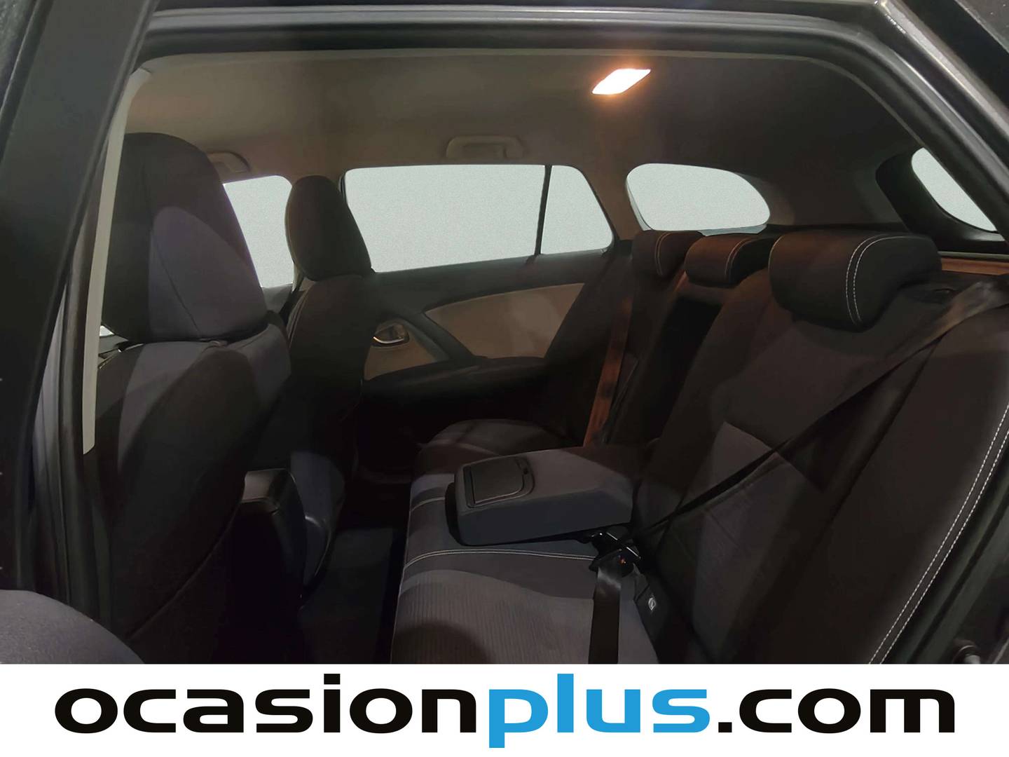 Foto Toyota Avensis Toyota Avensis Advance (143 CV)