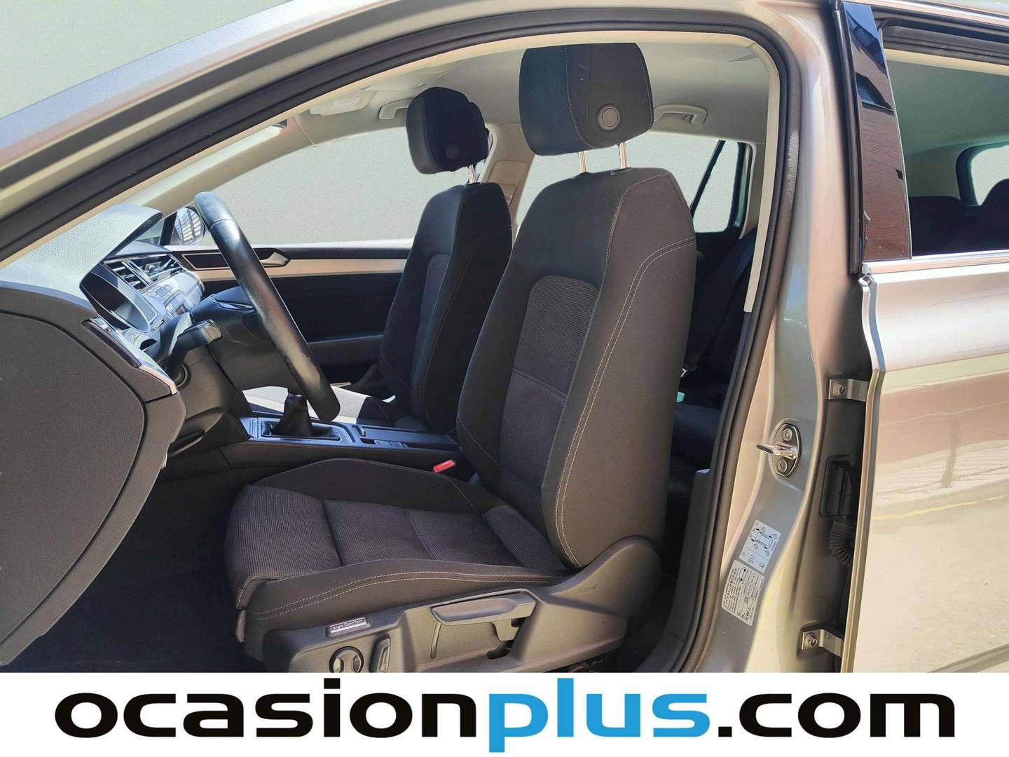 Foto asientos delanteros Volkswagen Passat Volkswagen Passat Variant Advance 1.4 TSI ACT BMT (150 CV)