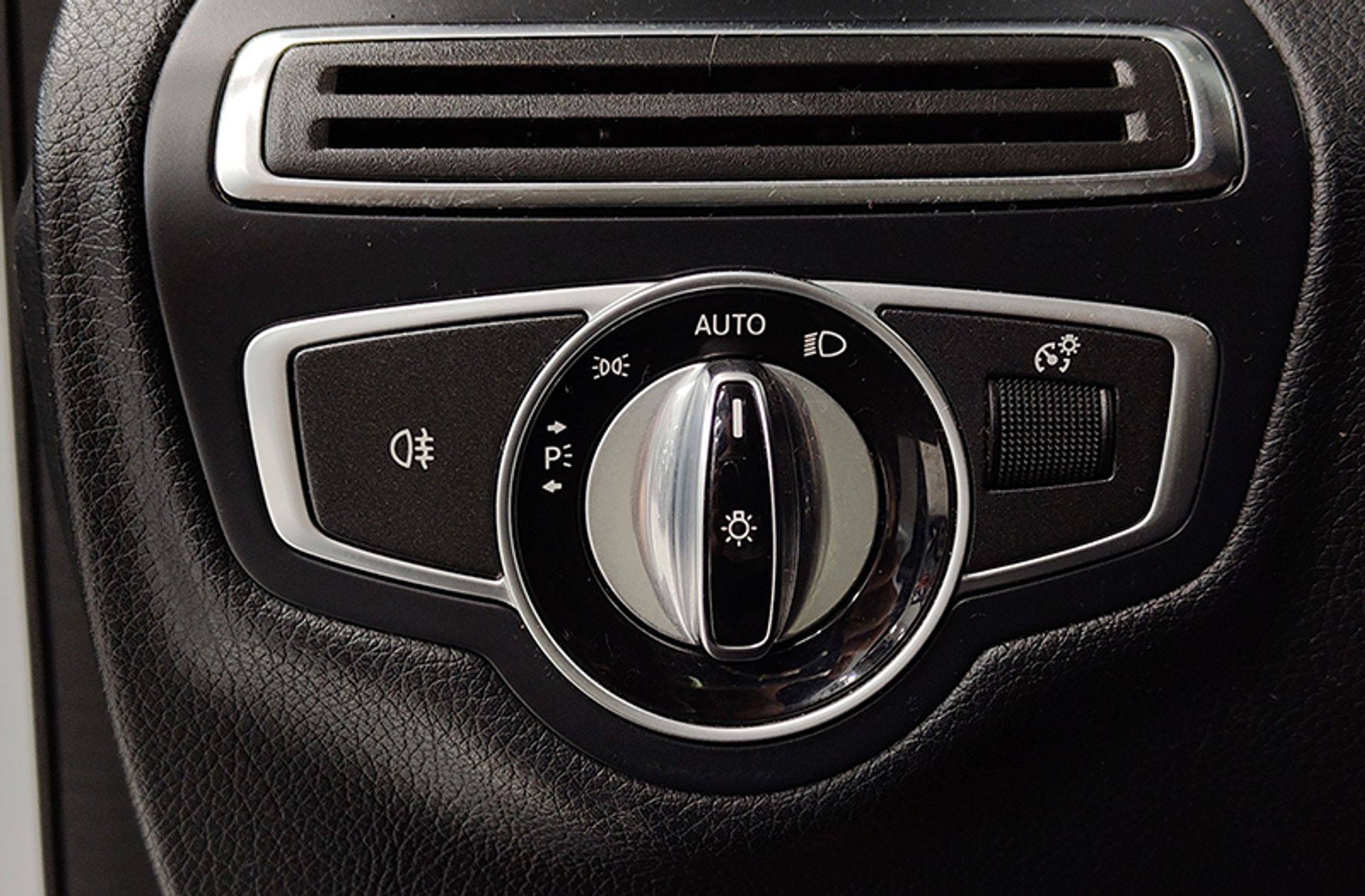 Mercedes-Benz Clase C 200 d - foto 22