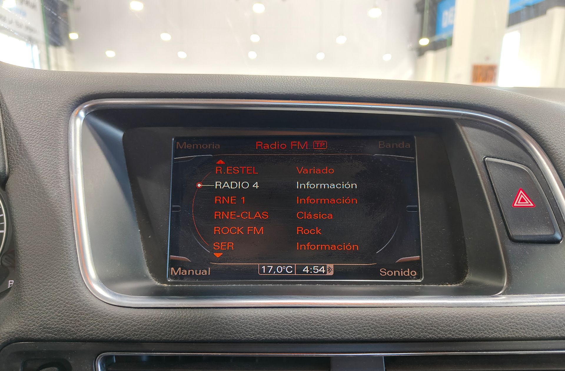 Audi Q5 2.0 TDI DPF quattro S tronic - foto 29
