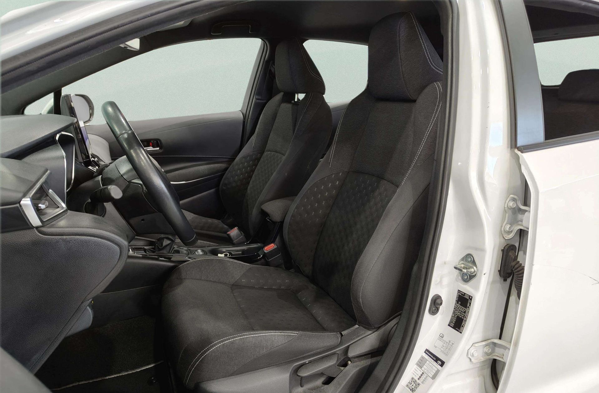 Toyota Corolla 140H Active Plus - foto 10