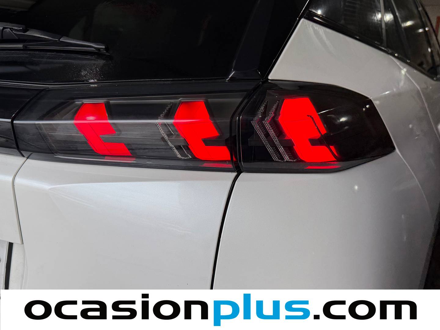 Foto Peugeot 2008 Peugeot 2008 PureTech 130 GT Line (130 CV)