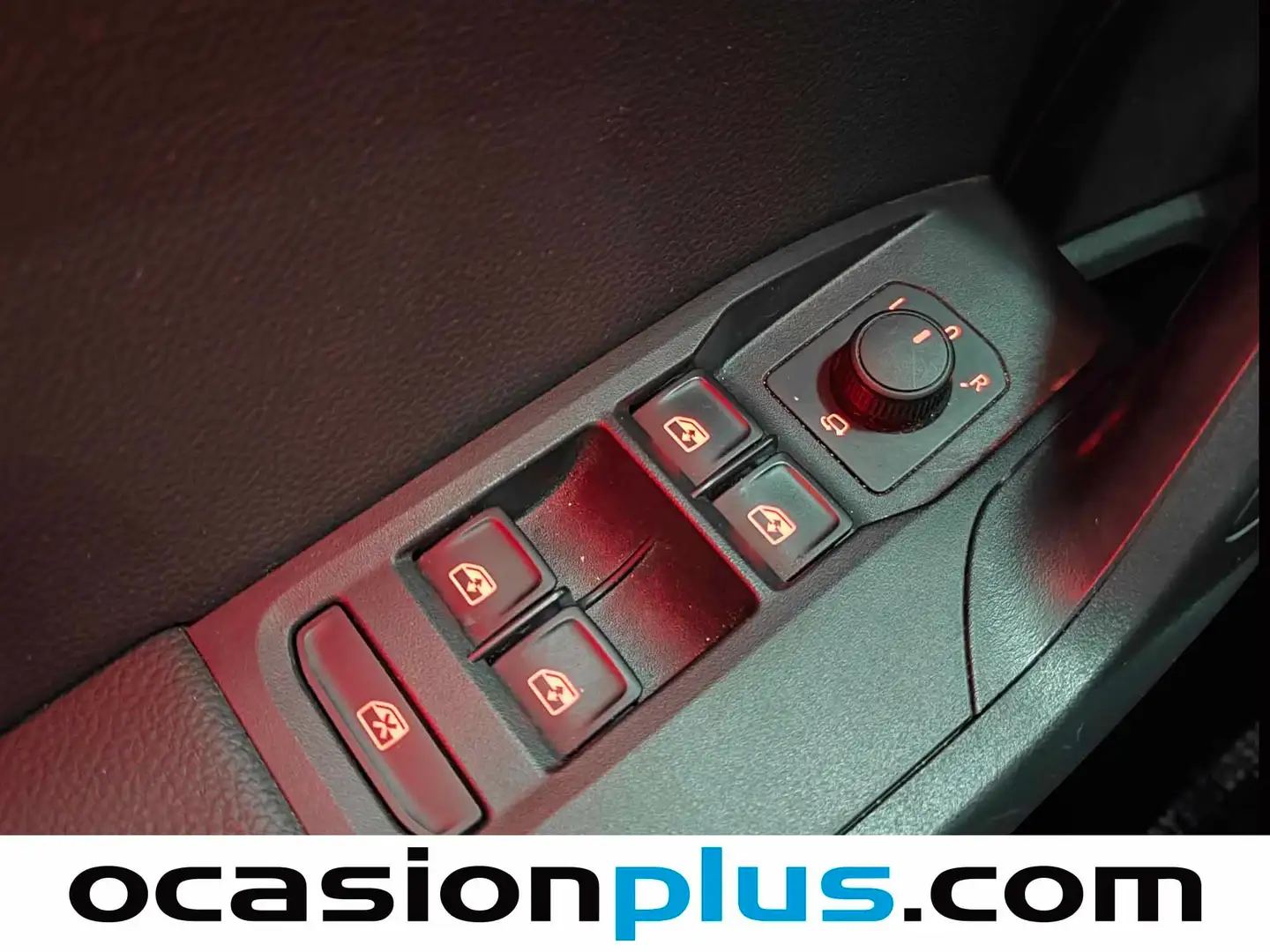 Foto Seat Arona SEAT Arona 1.5 TSI FR XL DSG (150 CV)