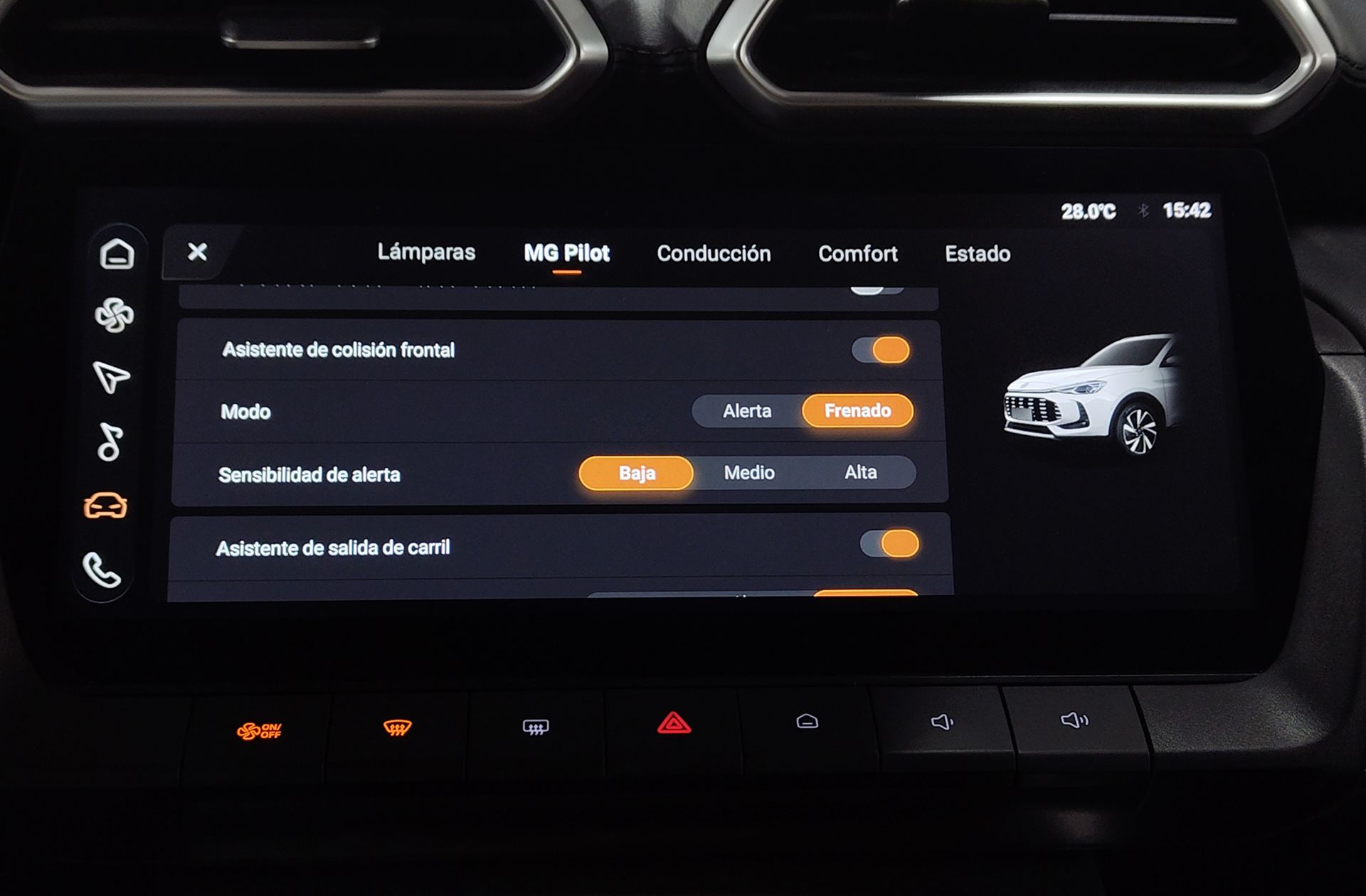 MG ZS 1.5 Hybrid+ Luxury - foto 12