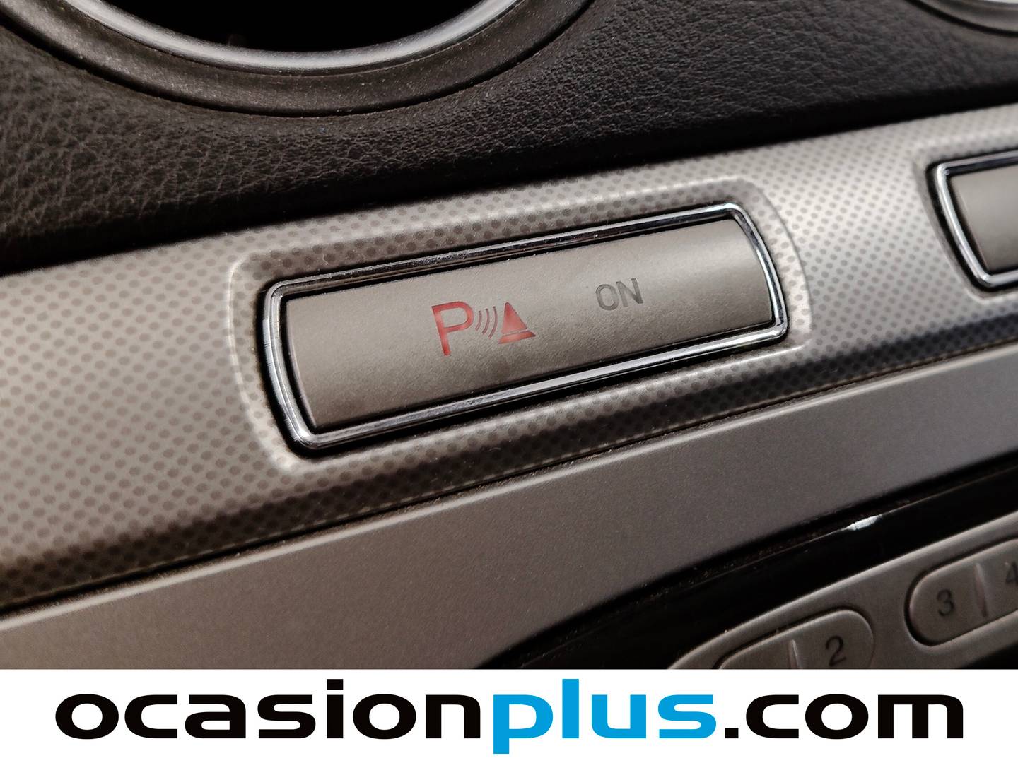 Extras y acabados del Ford S-MAX Ford S-Max 2.0 TDCI Trend Powershift (140 CV)