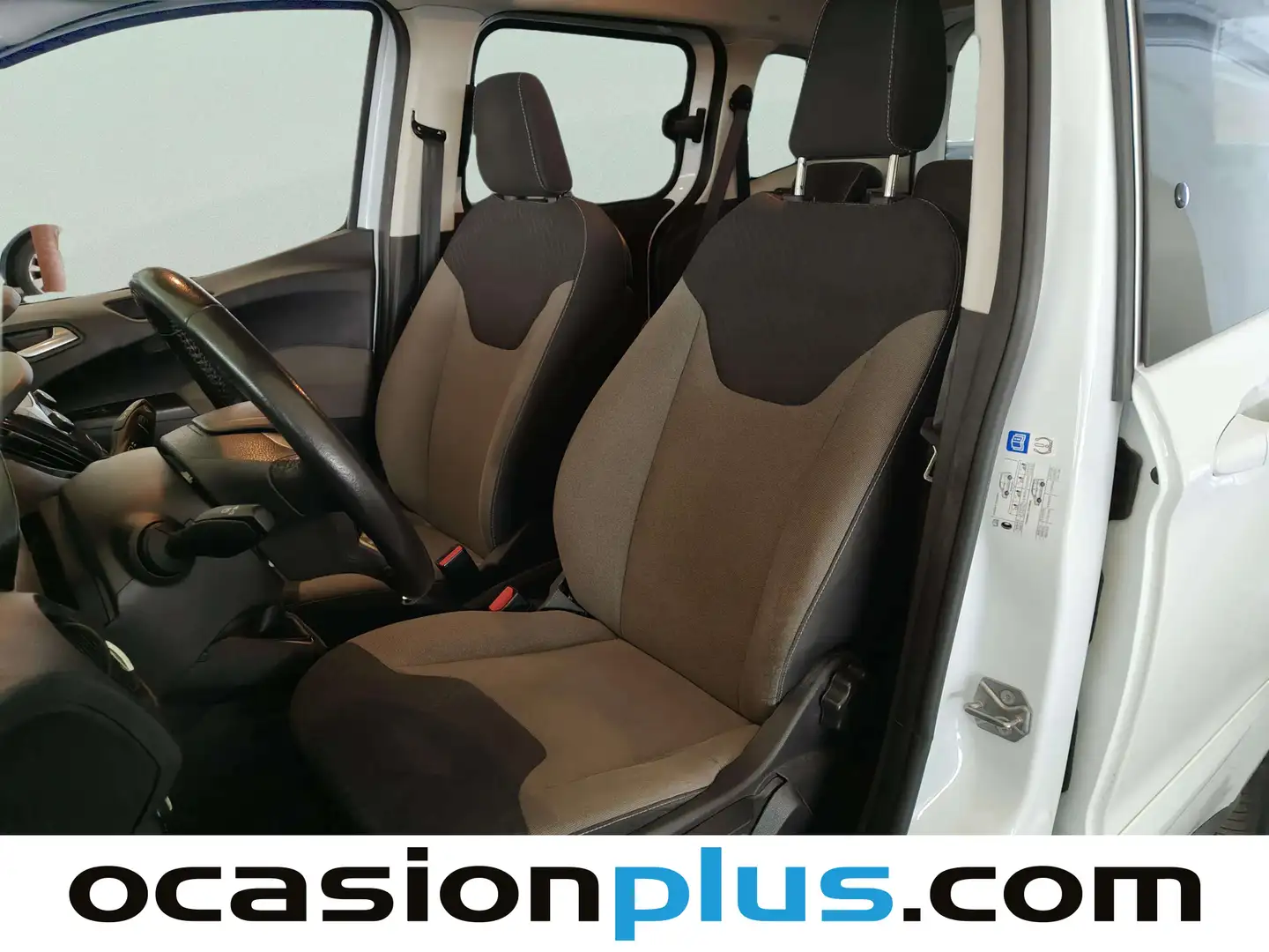 Foto Ford Tourneo Courier Ford Tourneo Courier 1.5 TDCi Titanium (100 CV)