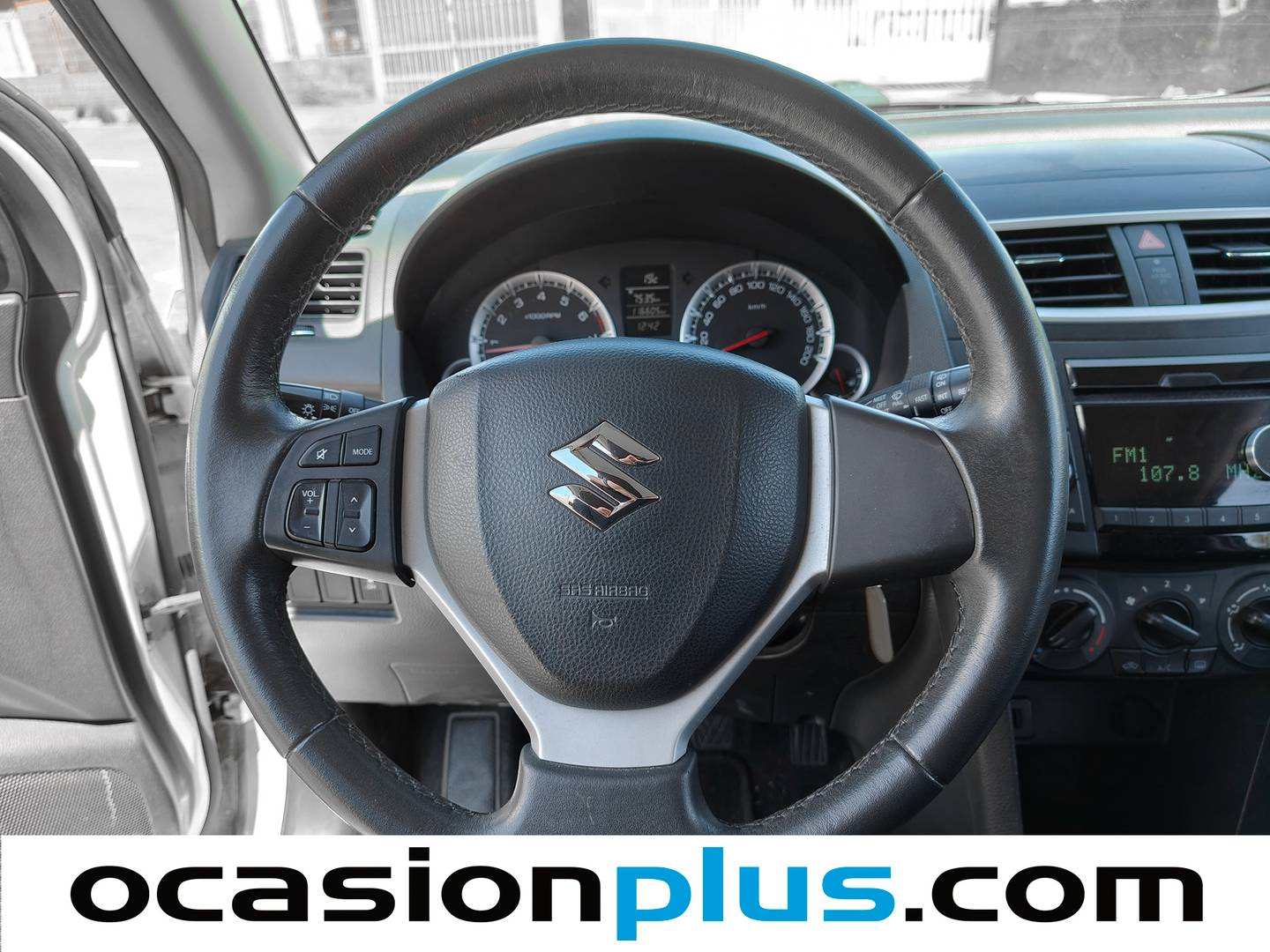Extras y acabados del Suzuki Swift Suzuki Swift 1.2 GL (95 CV)