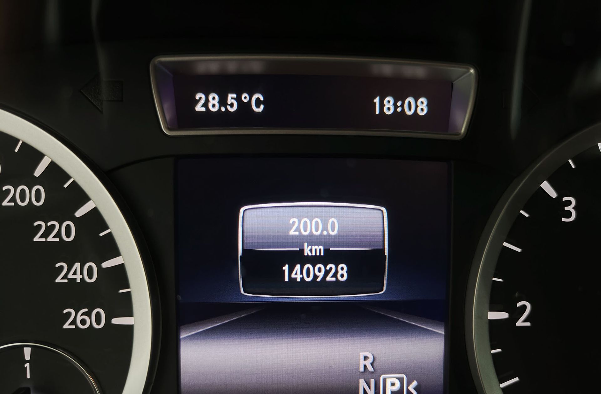 Infiniti QX30 2.2D Premium AWD 7DCT - foto 10