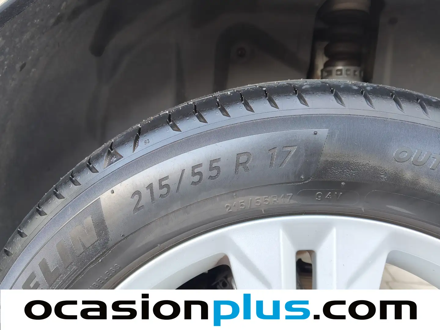 Foto Audi Q2 Audi Q2 Advanced 30 TDI  (116 CV)