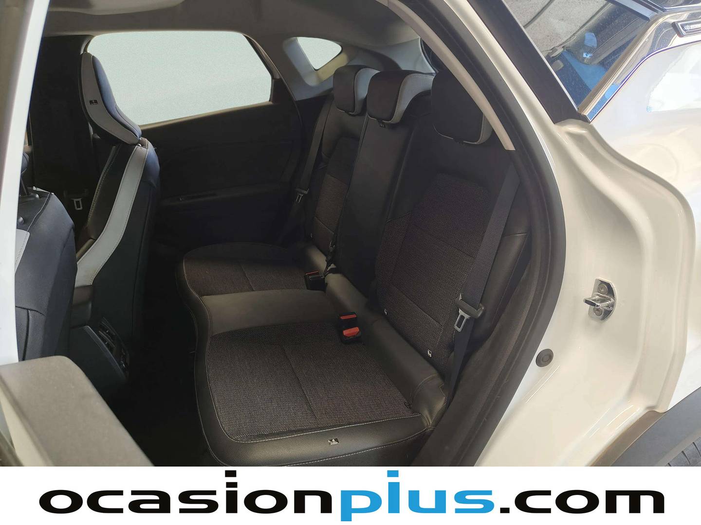 Foto Renault Captur Renault Captur Zen E-TECH Híbrido enchufable (160 CV)