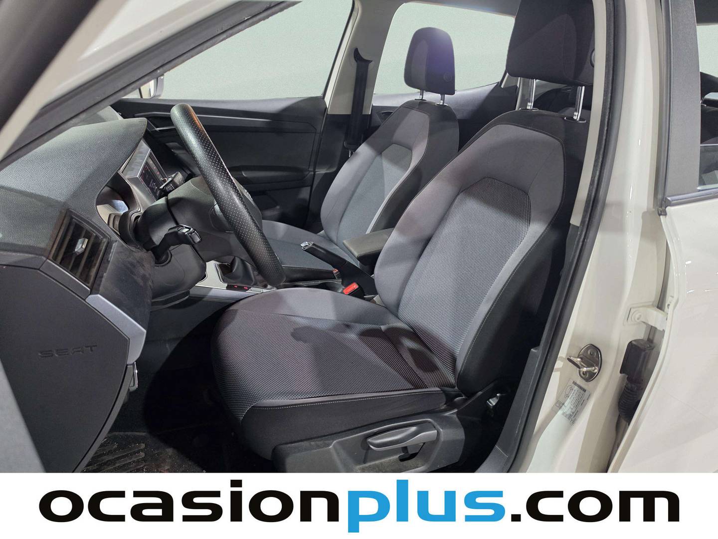 Foto asientos delanteros Seat Arona Seat Arona 1.6 TDI Ecomotive S&S Style (95 CV)