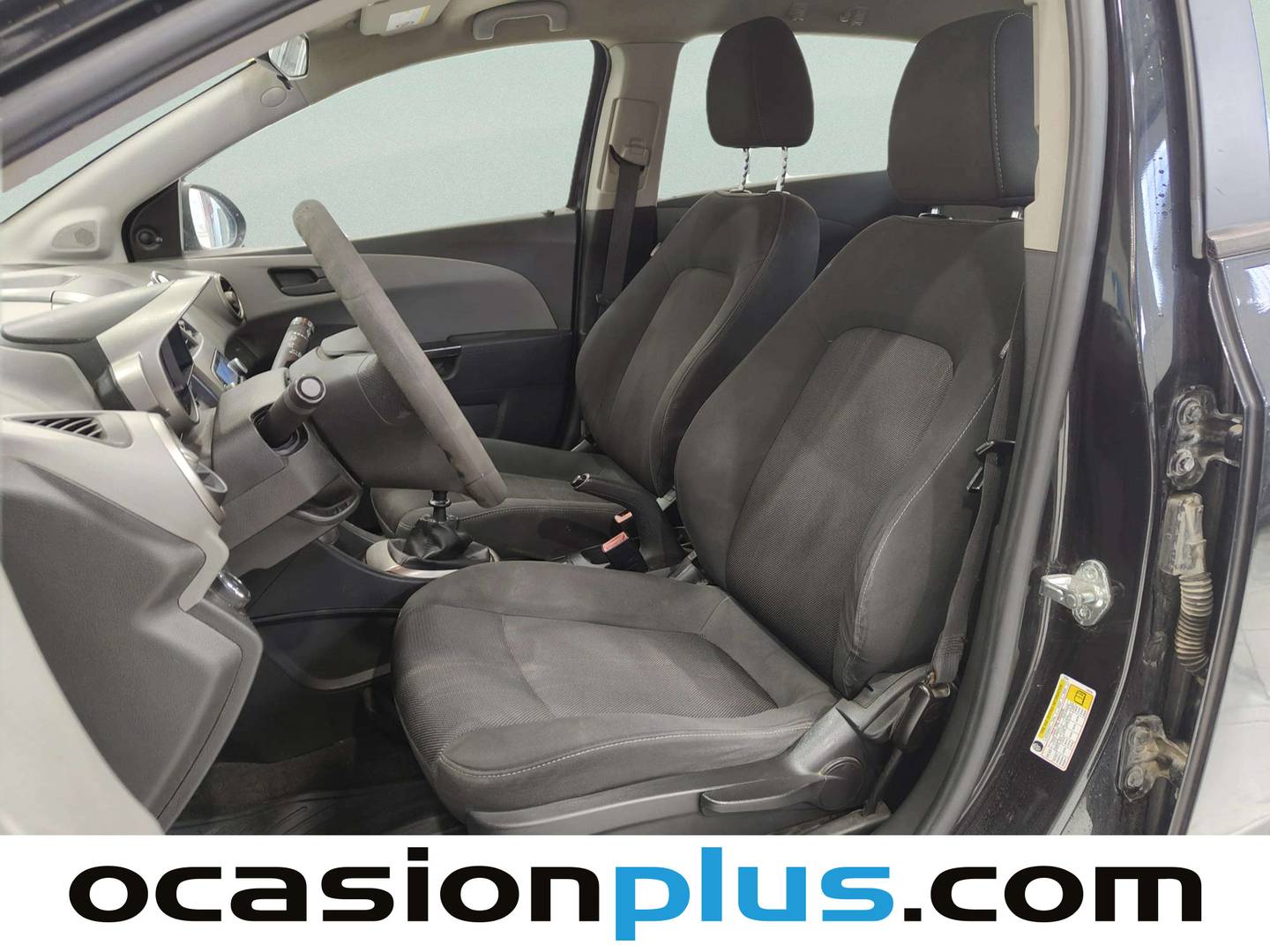 Foto asientos delanteros Chevrolet Aveo Chevrolet Aveo 1.2 LT (86 CV)
