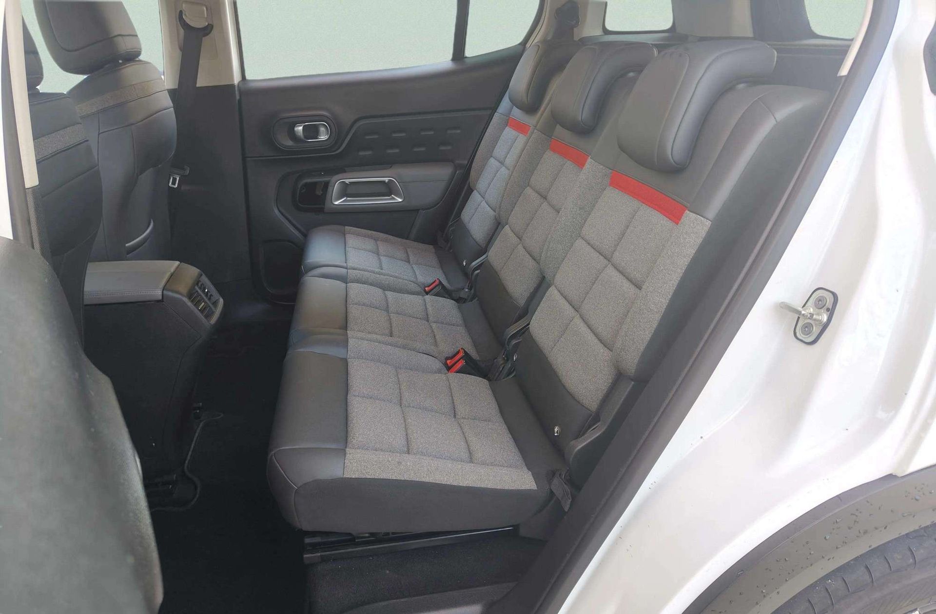 Citroën C5 Aircross BlueHDi 130 Feel - foto 12