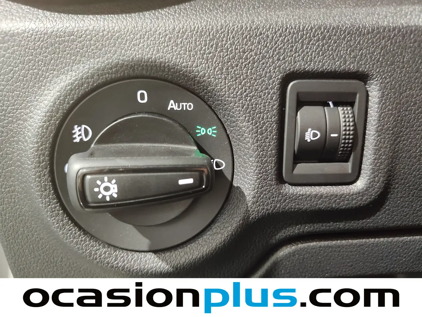 Foto Skoda Fabia Skoda Fabia 1.0 TSI Selection  (95 CV)