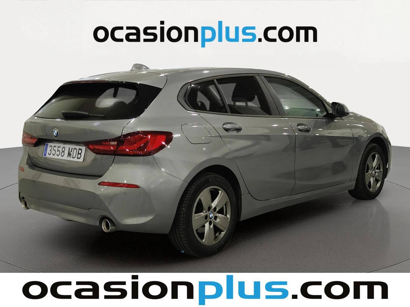 Foto trasera BMW Serie 1 BMW Serie 1 118d (150 CV) derecha