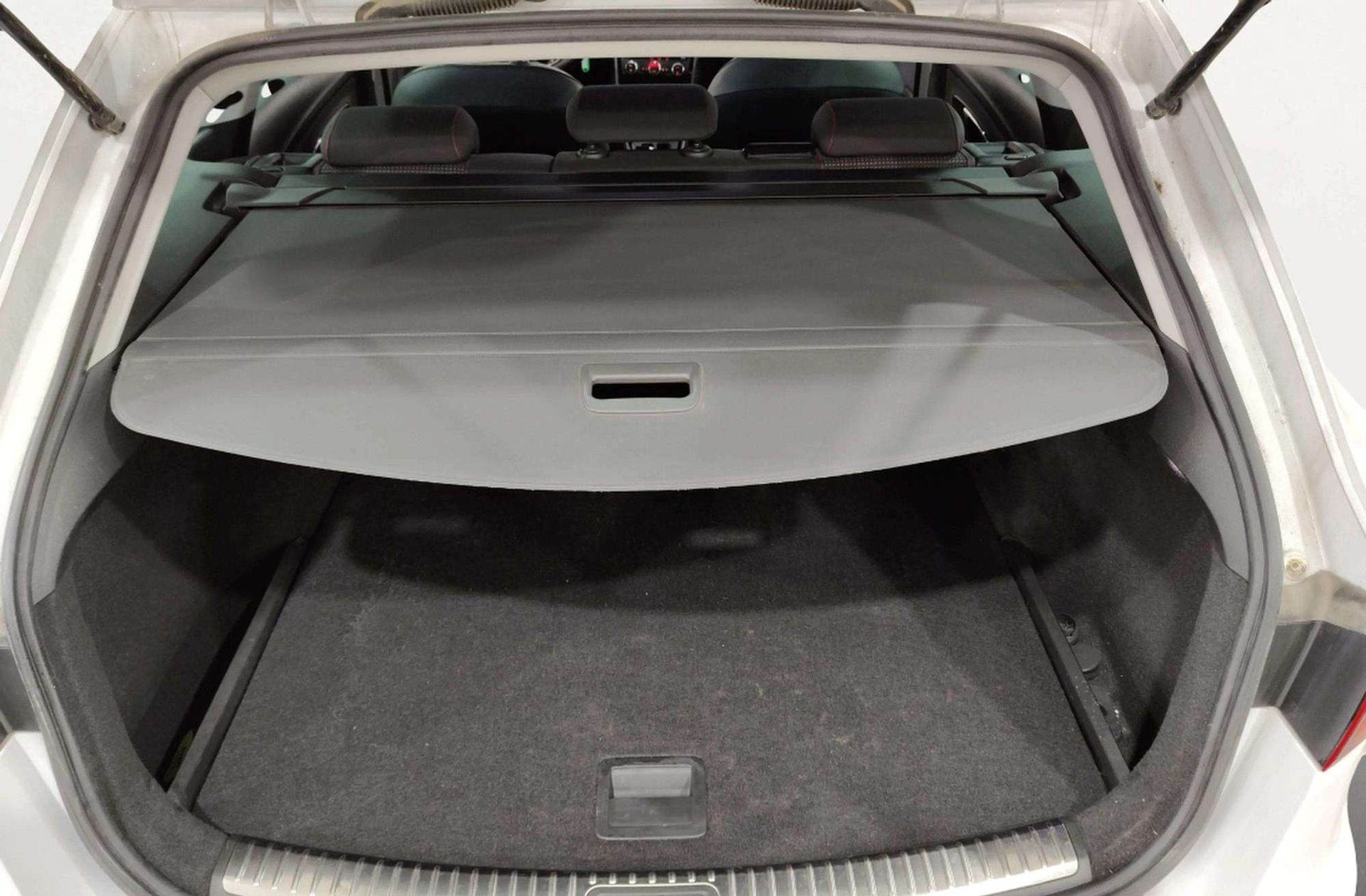 SEAT León ST 2.0 TDI FR - foto 15