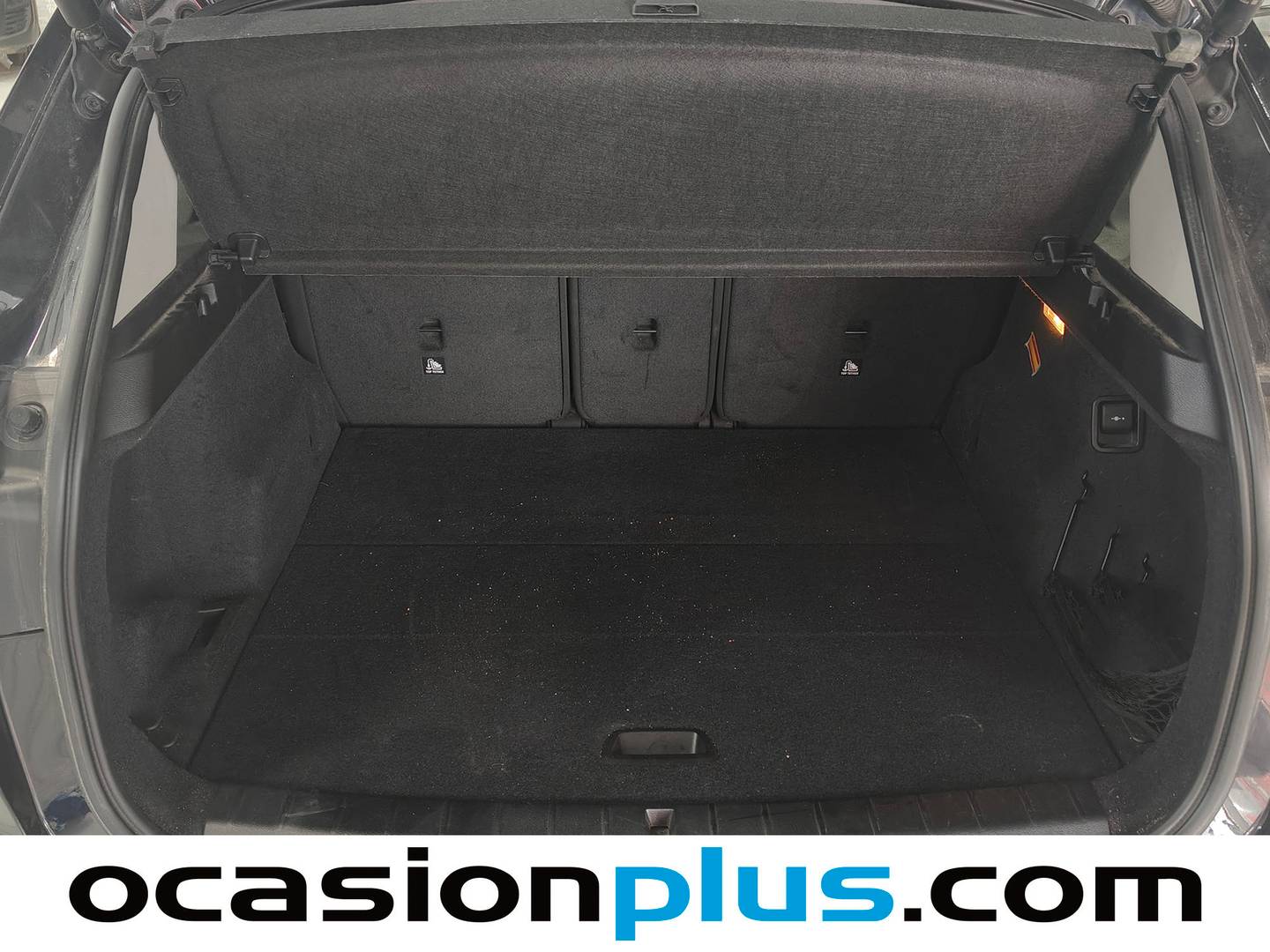 Fotos maletero BMW X1 BMW X1 sDrive16d (116 CV)