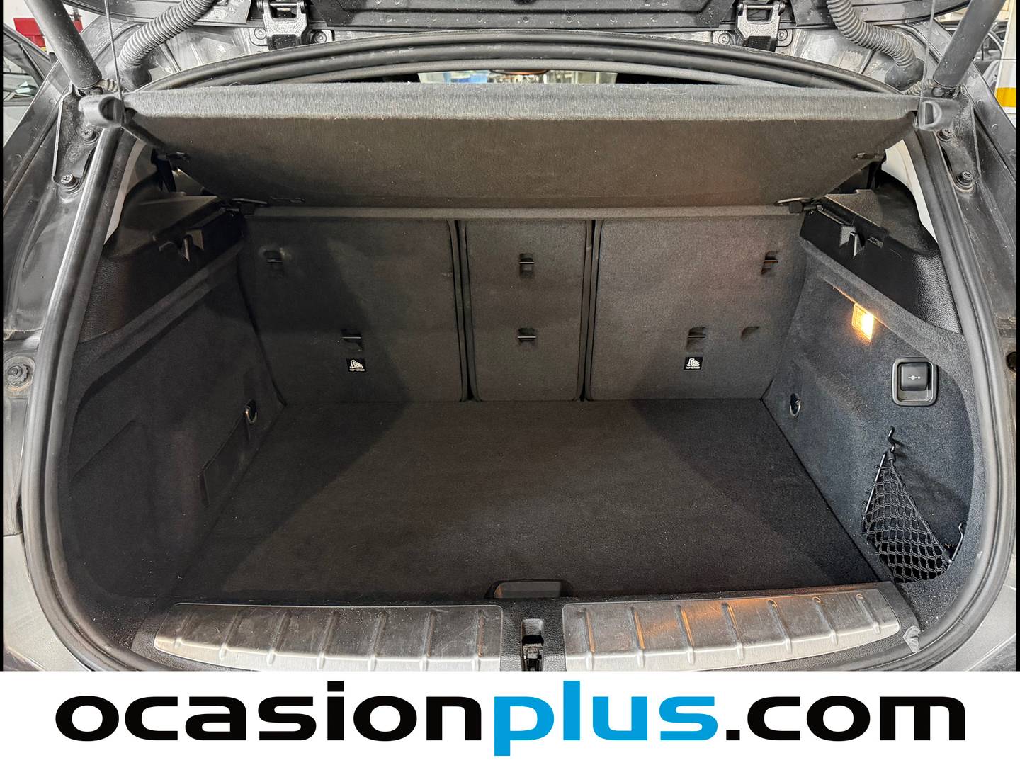Fotos maletero BMW X2 BMW X2 sDrive18d (150 CV)