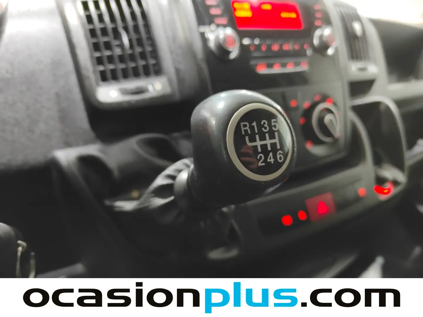 Foto Citroën Jumper Citroen Jumper BlueHDi 130 35 L3H2 (131 CV)