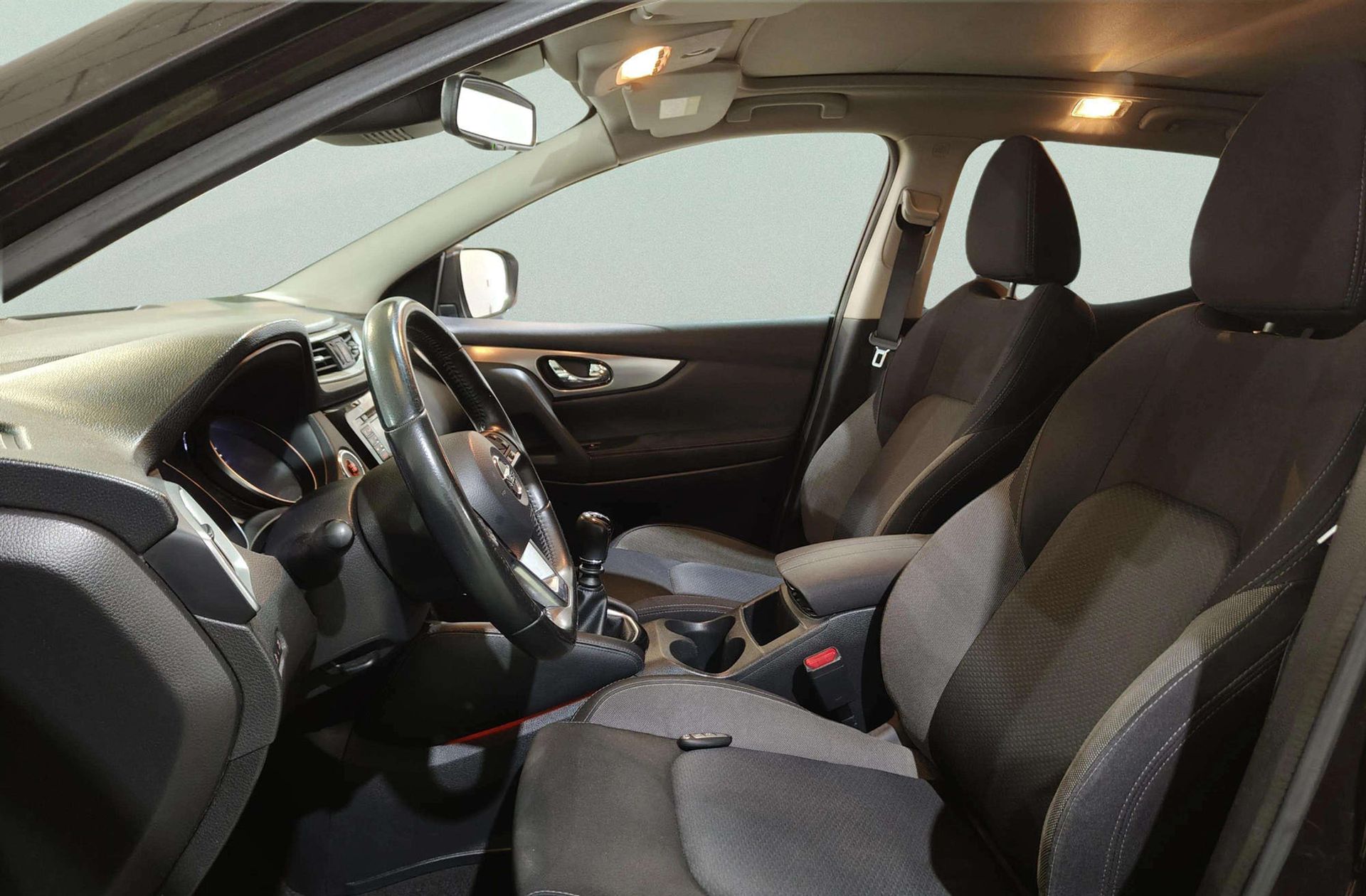 Nissan Qashqai DIG-T 115 N-Connecta 4x2 - foto 10