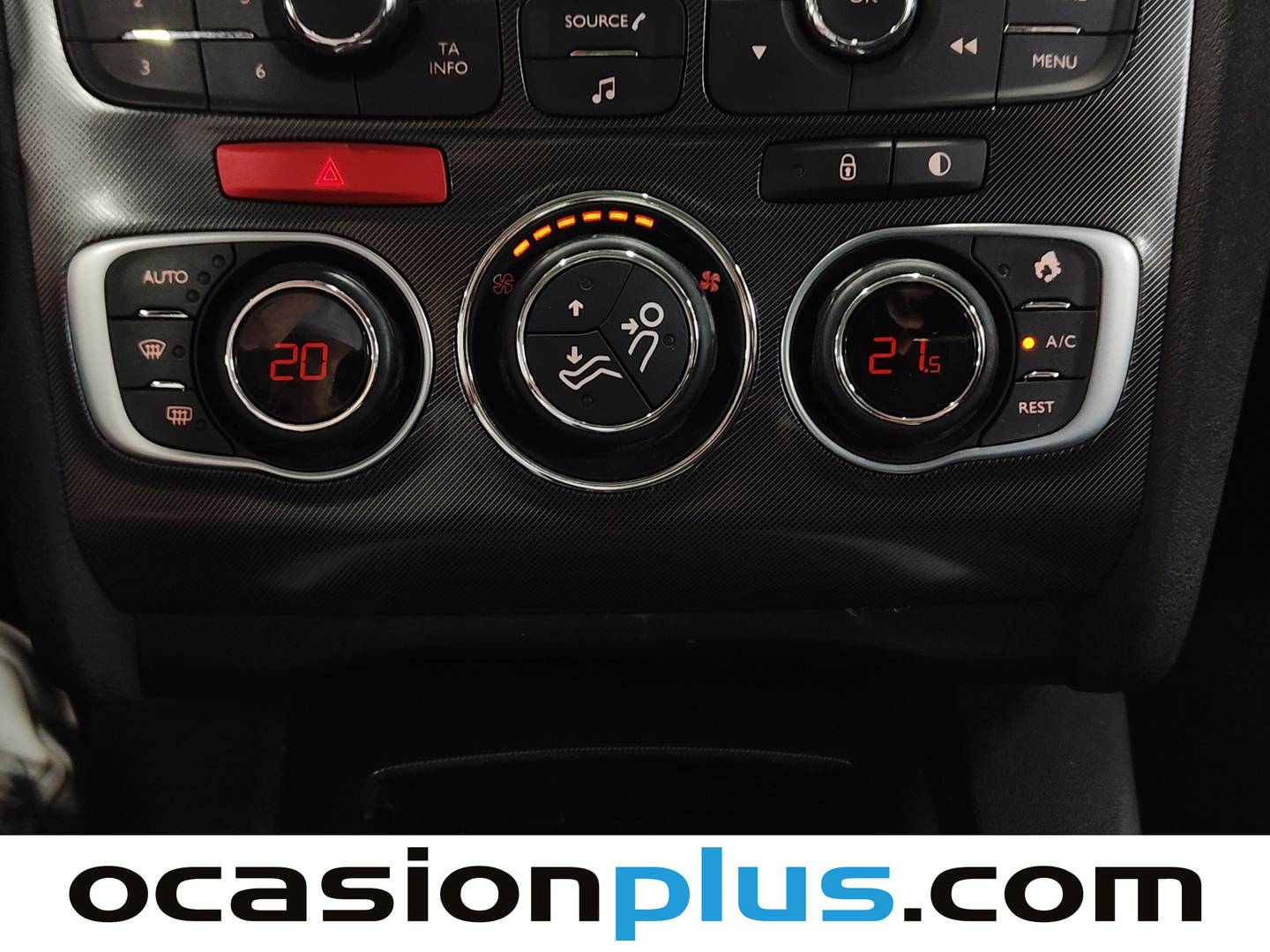 Accesorios del Citroën C4 Citroën C4 1.6 e-HDi Collection CMP (114 CV)