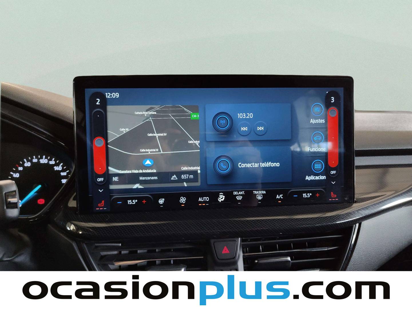 Extras y acabados del Ford Focus Ford Focus SportBreak 1.0 Ecoboost MHEV ST-Line Auto (155 CV)