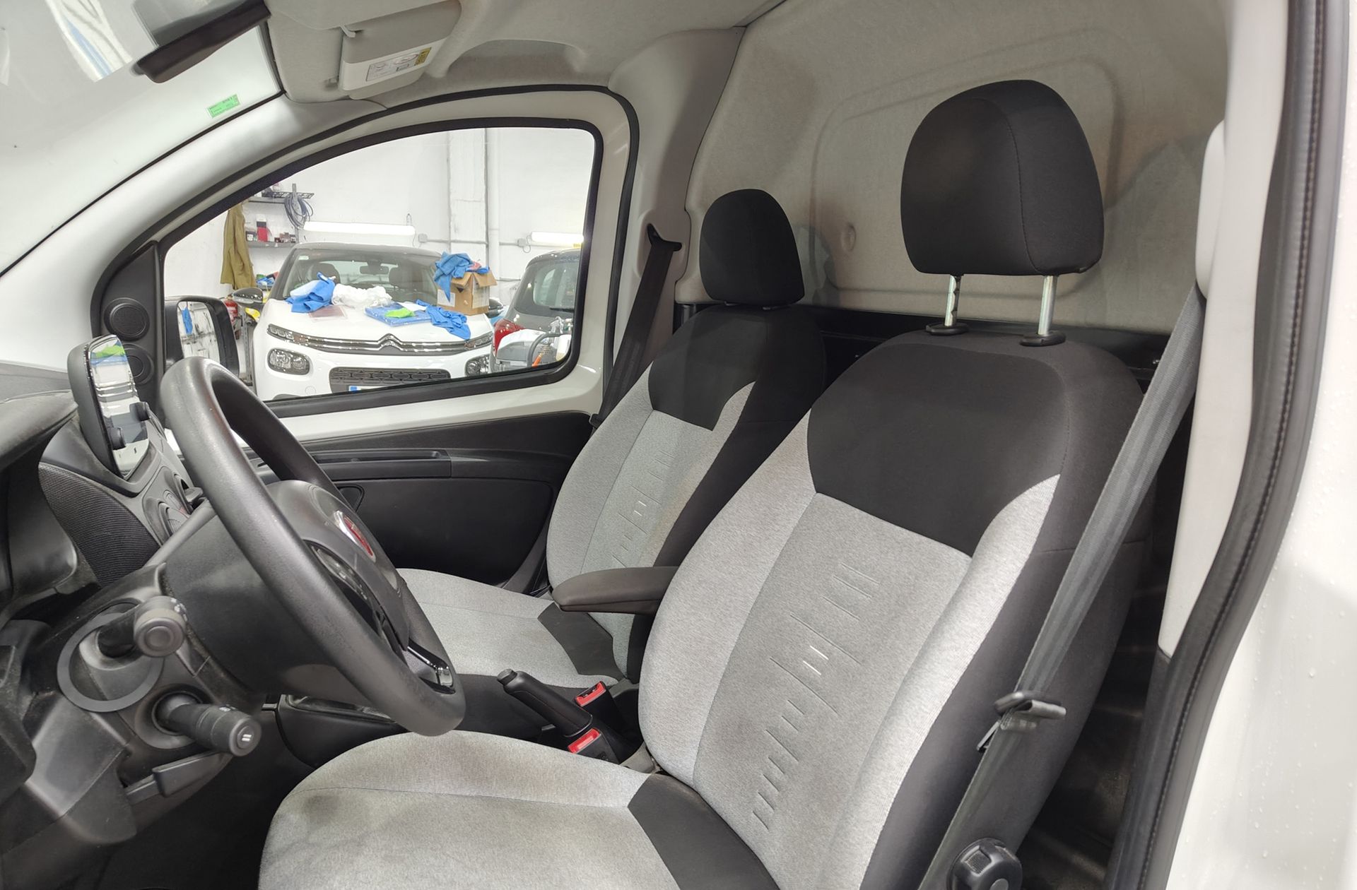 Fiat Fiorino Cargo Furgon 1.3 MultiJet SX N1 - foto 7