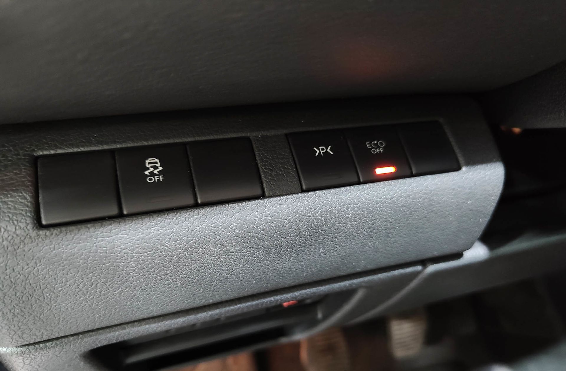 Peugeot 5008 1.6 BlueHDi FAP Allure 7 plazas - foto 22