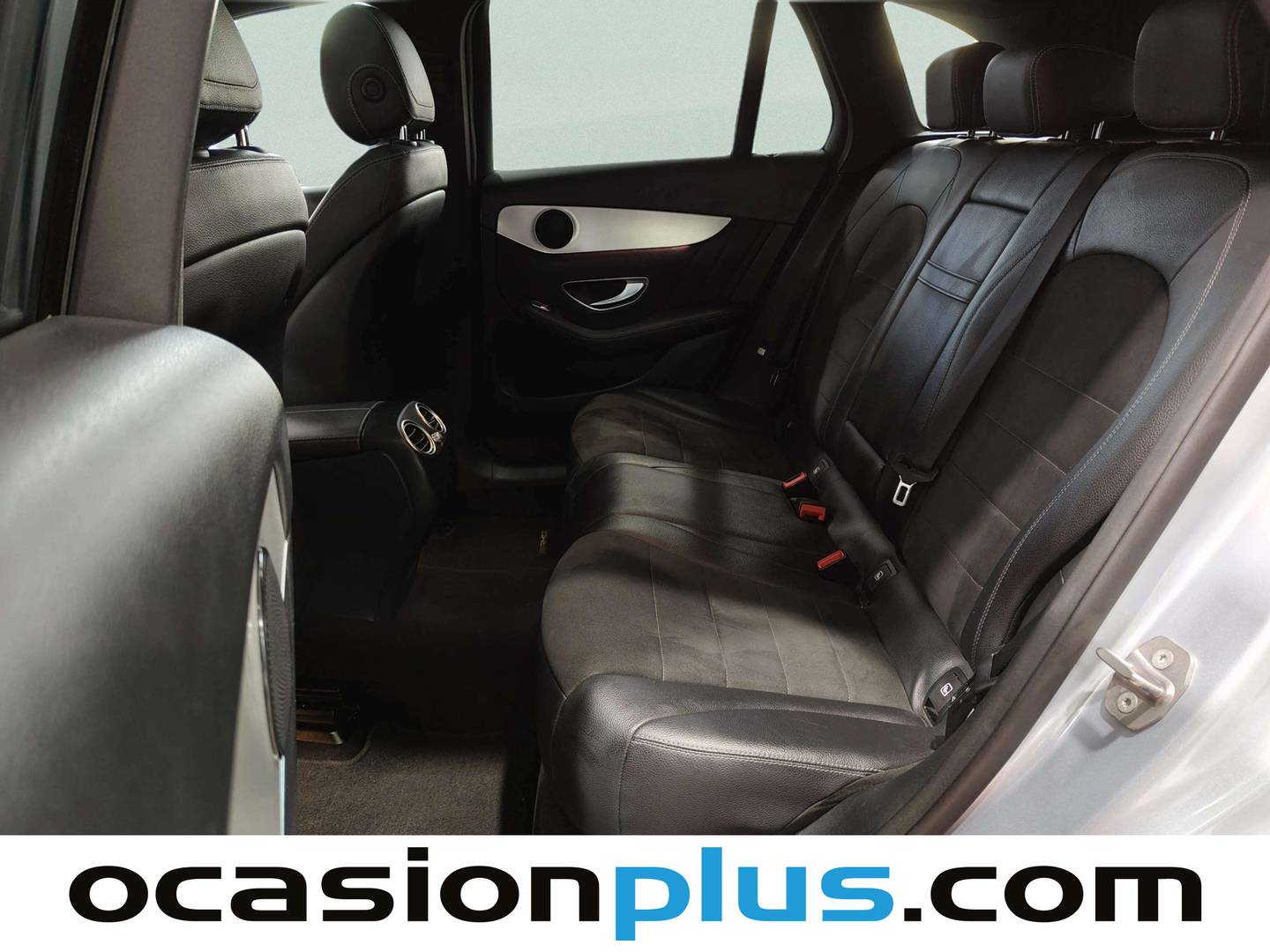 Foto asientos delanteros Mercedes Clase GLC Mercedes GLC 250 d AMG Line 4Matic (204 CV)