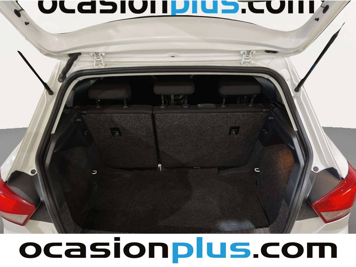 Fotos maletero Seat Ibiza Seat Ibiza 1.0 MPI Style Plus (80 CV)