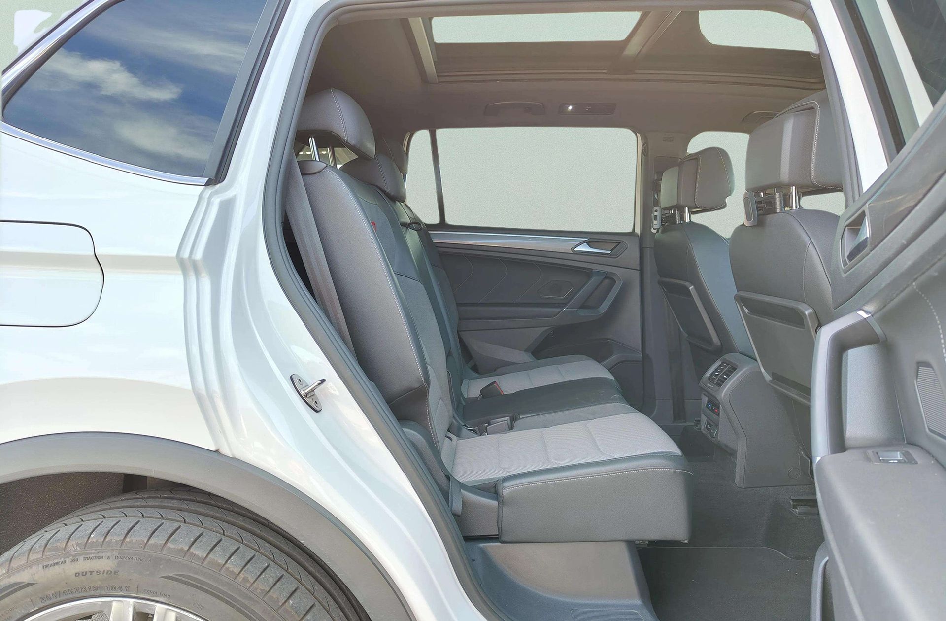 Volkswagen Tiguan Allspace Sport 2.0 TDI 4Motion DSG 7 plazas - foto 19